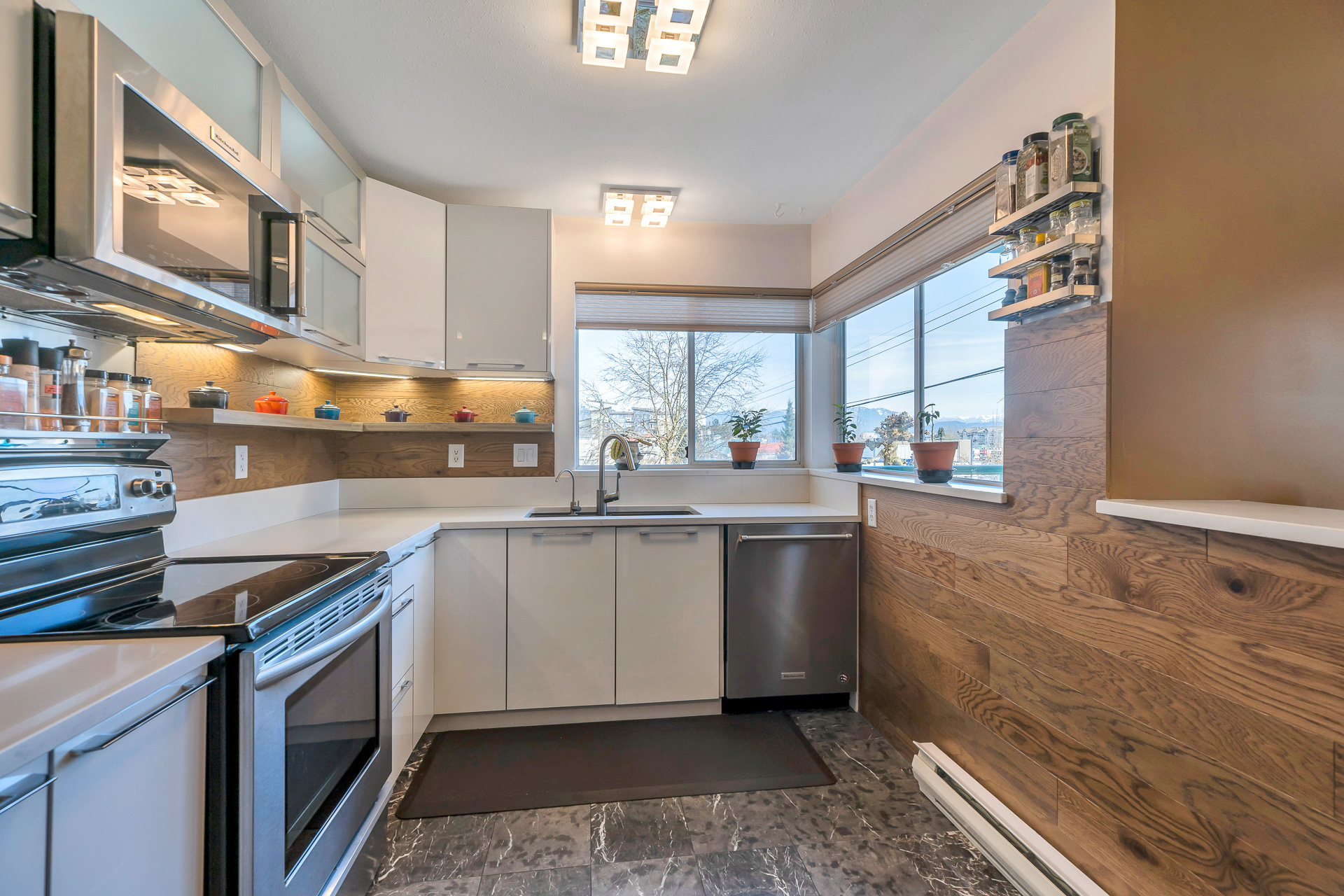 203 - 33165 Old Yale Road, Abbotsford