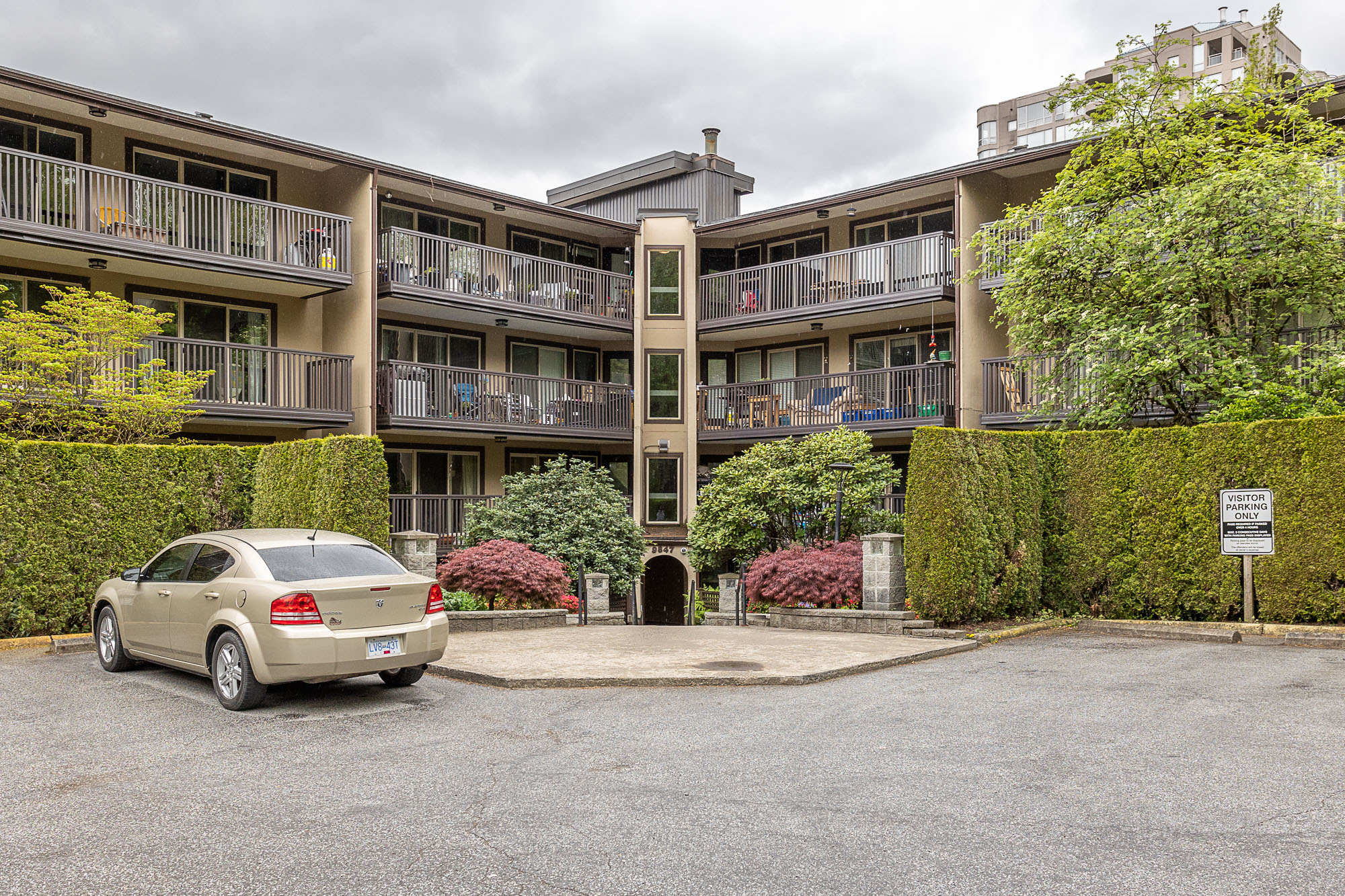 324 - 9847 Manchester Drive, Burnaby