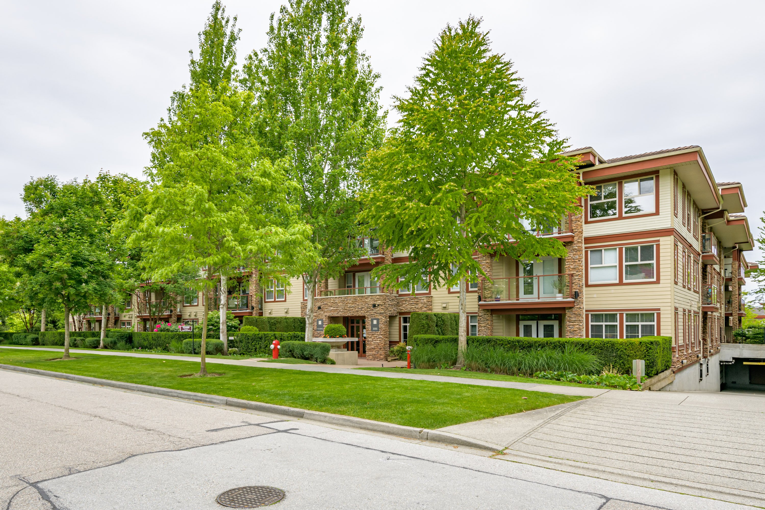 107 3355 Rosemary Heights Drive, Surrey MLS R2583561 Cotala Cross Media