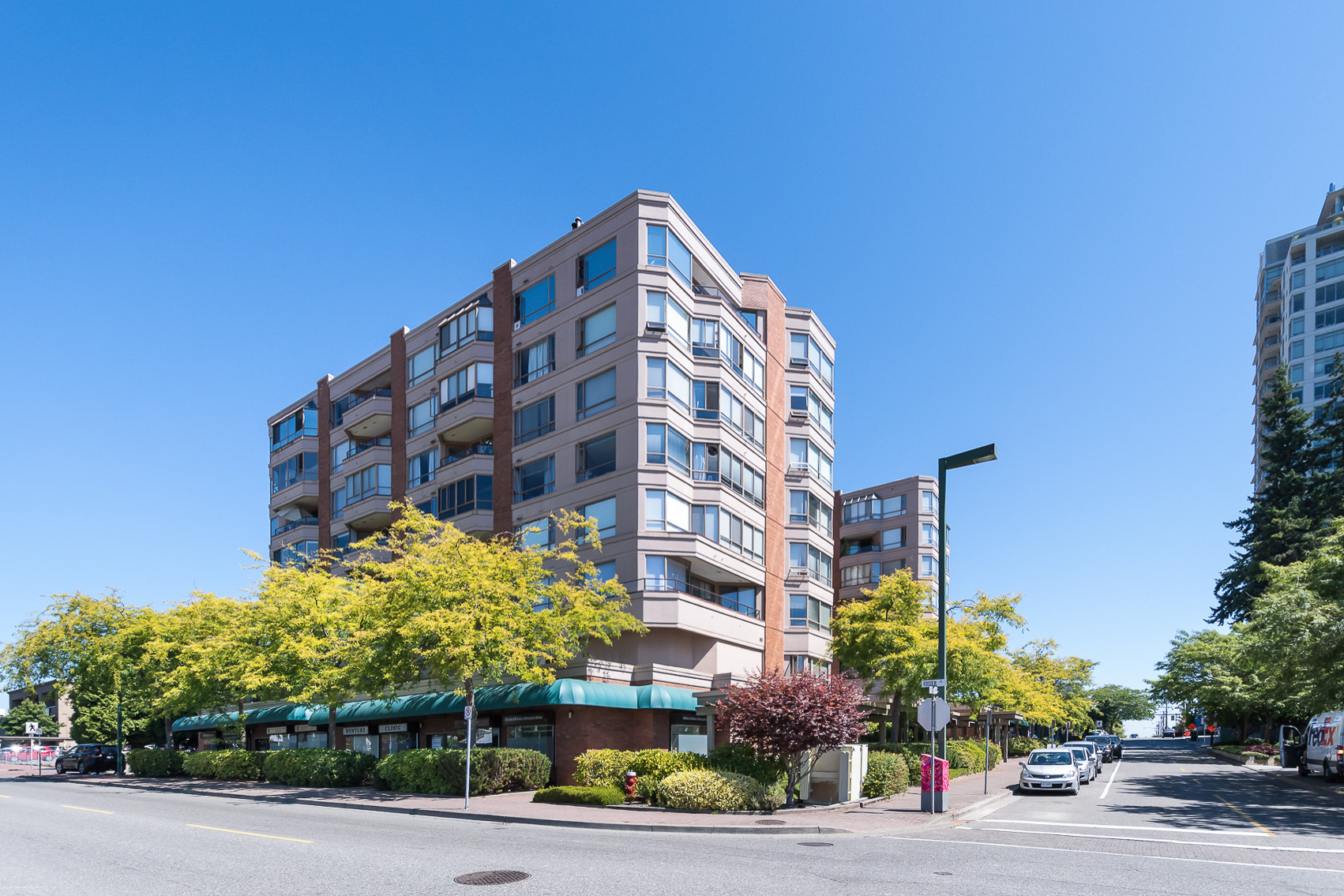 705 - 15111 Russell Avenue, White Rock