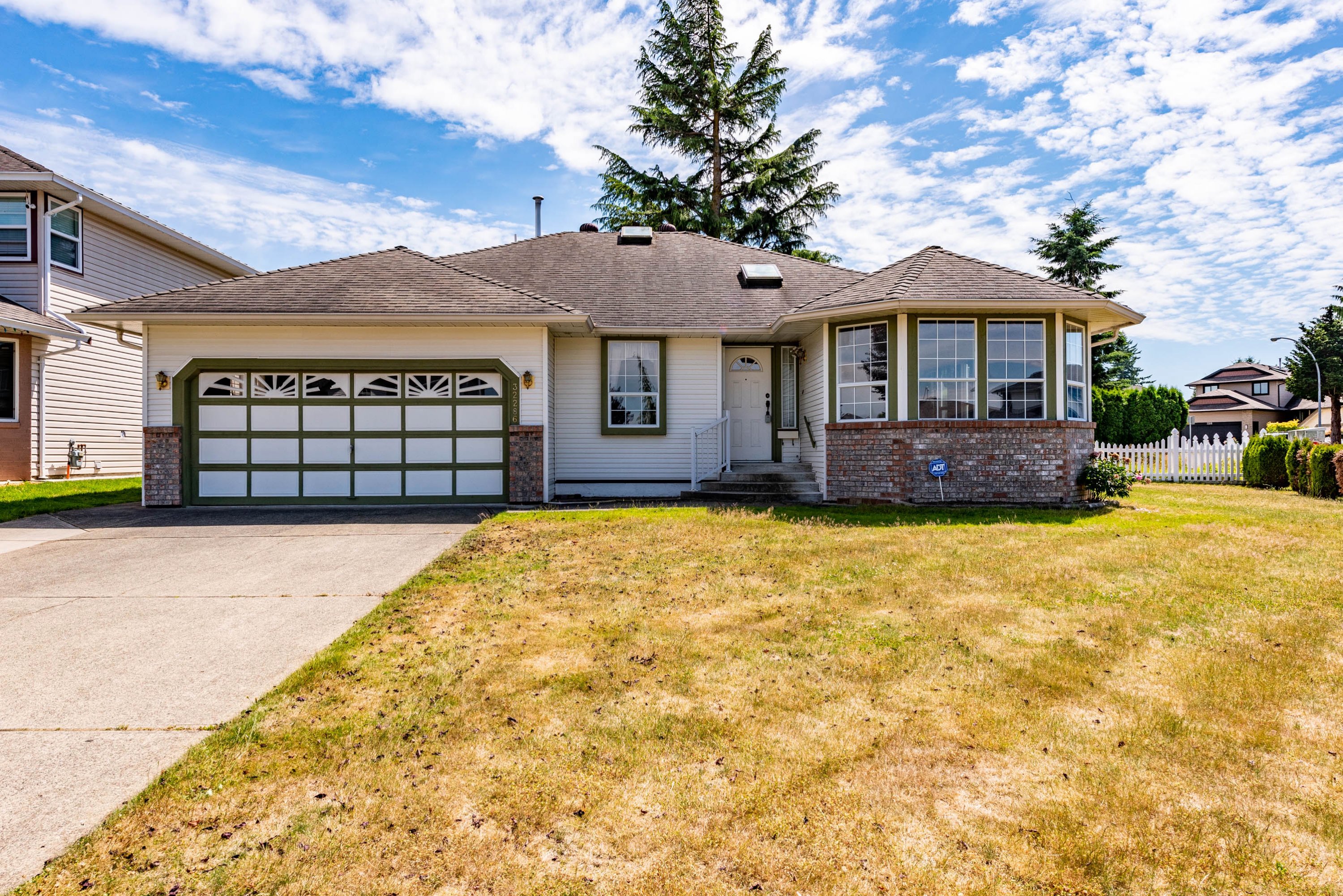 32286 Slocan Place, Abbotsford