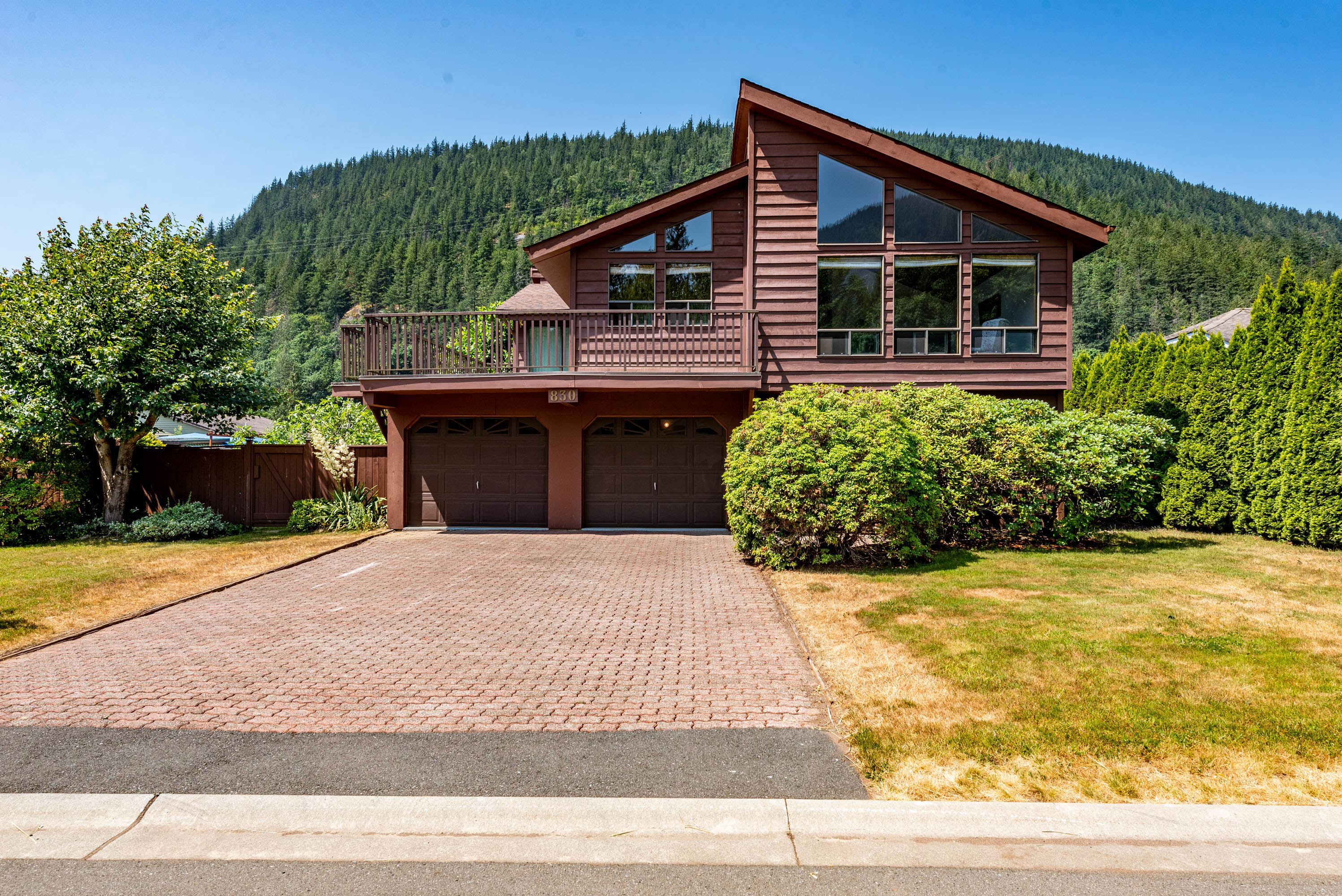830 Myng Crescent, Harrison Hot Springs