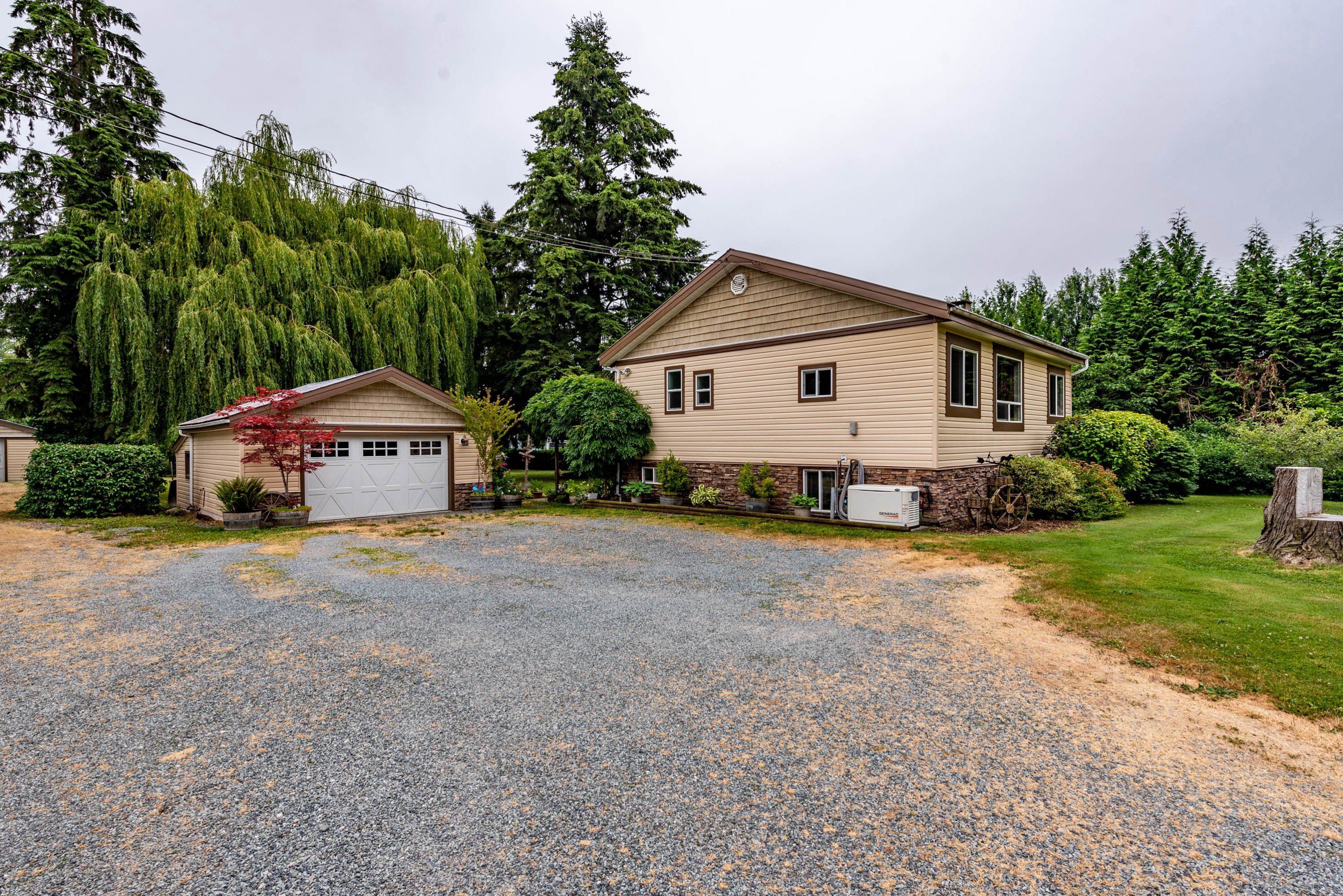 6894 Bradner Road, Abbotsford MLS R2599458 Cotala Cross Media