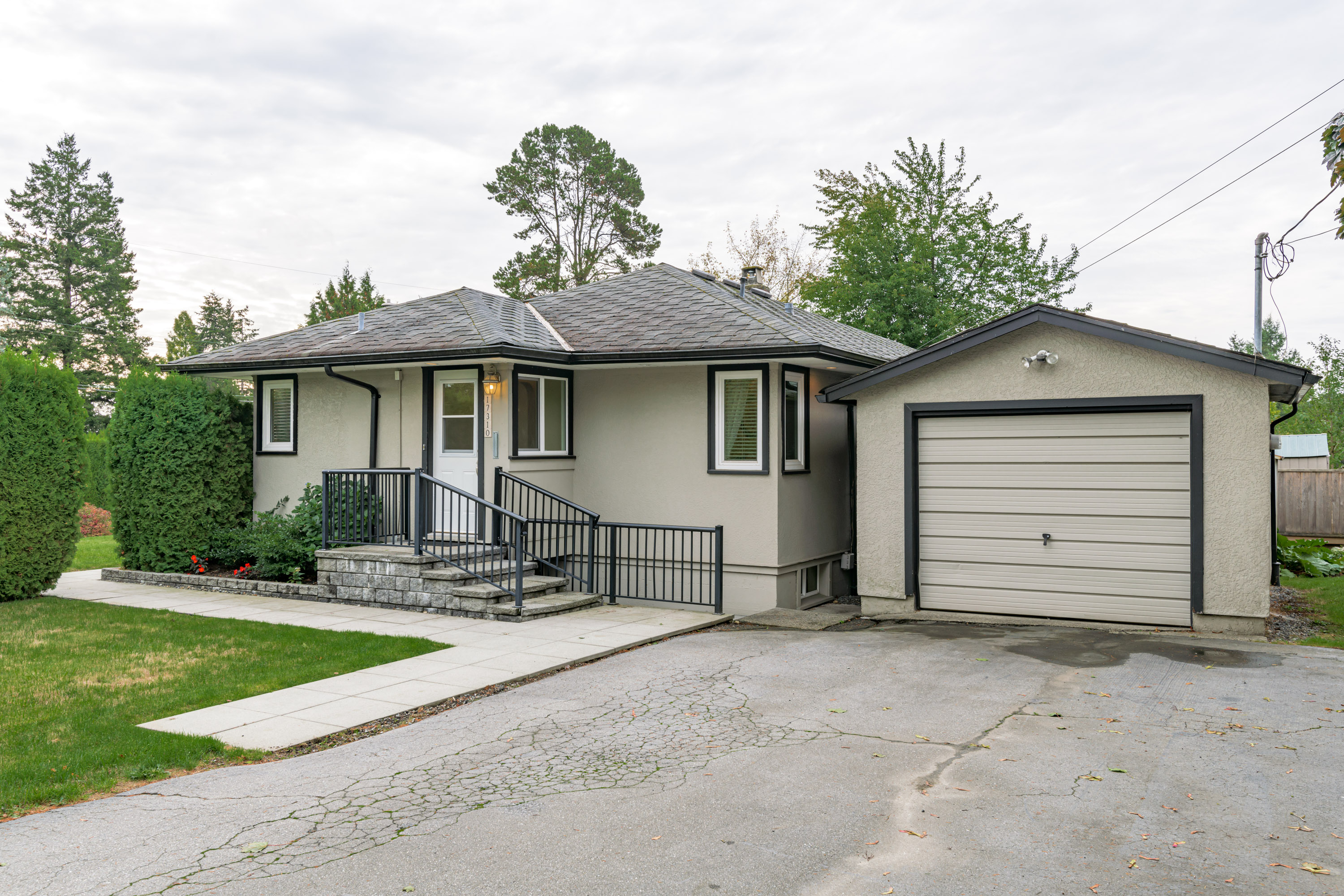 17310 58 Avenue, Cloverdale