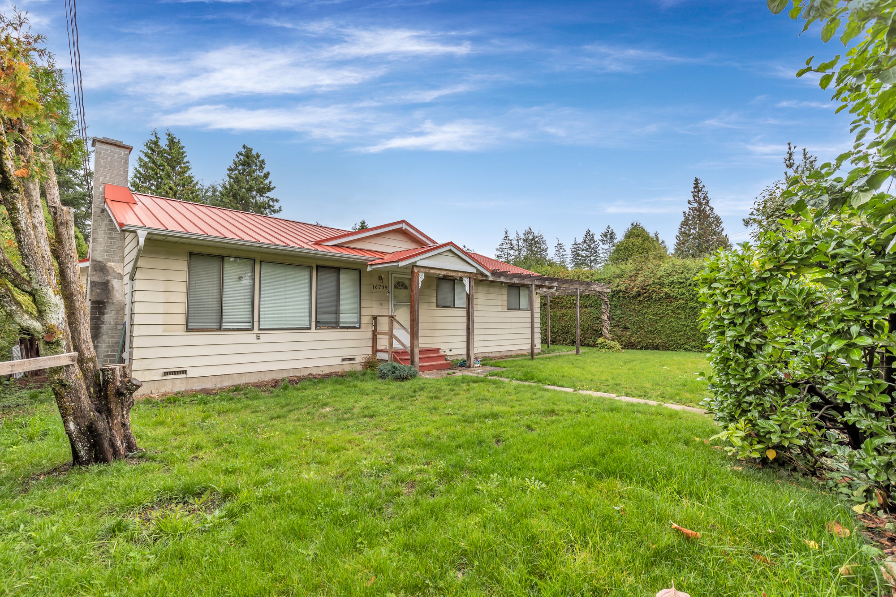 16739 25A Avenue, Surrey