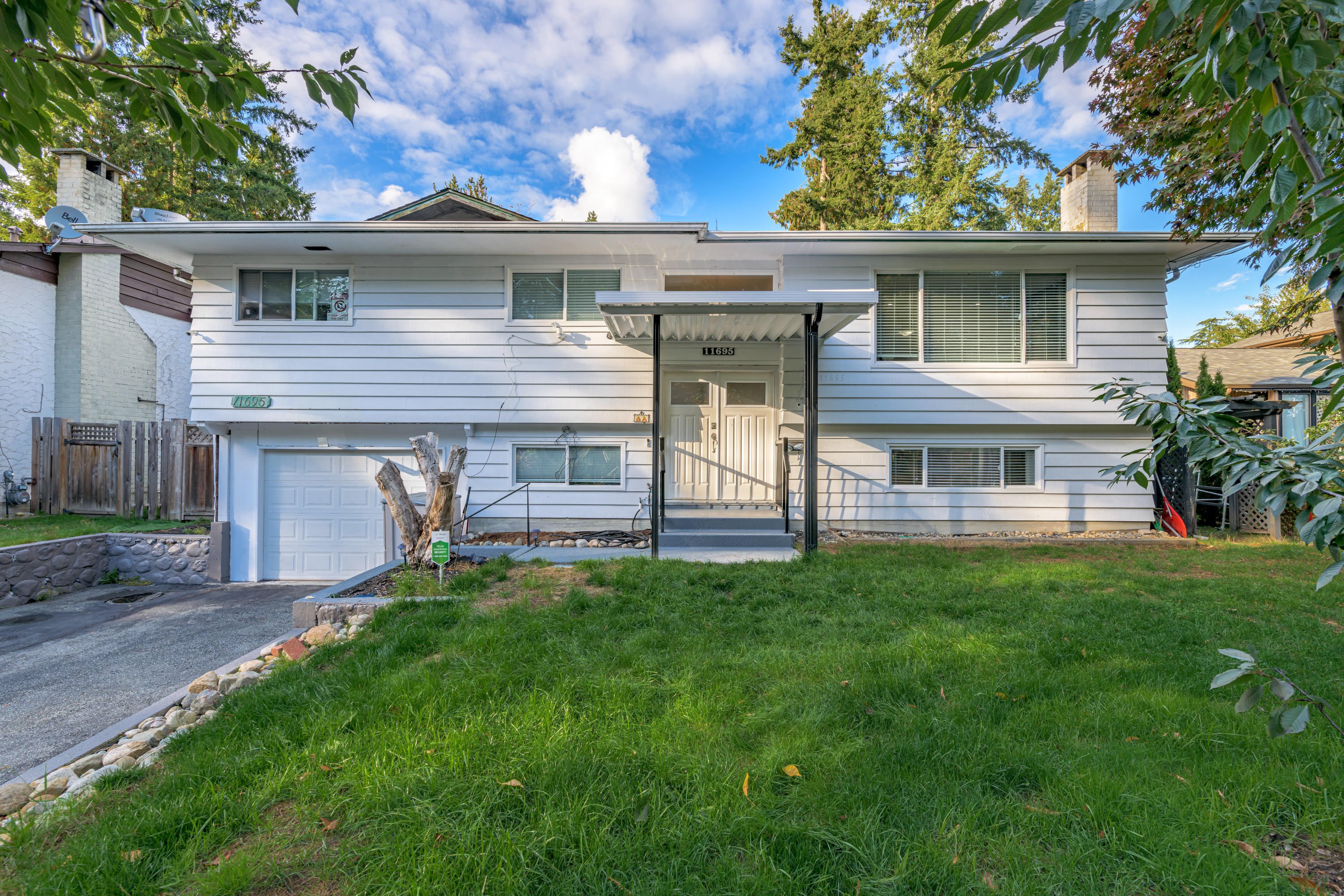 11695 64 Avenue, Delta