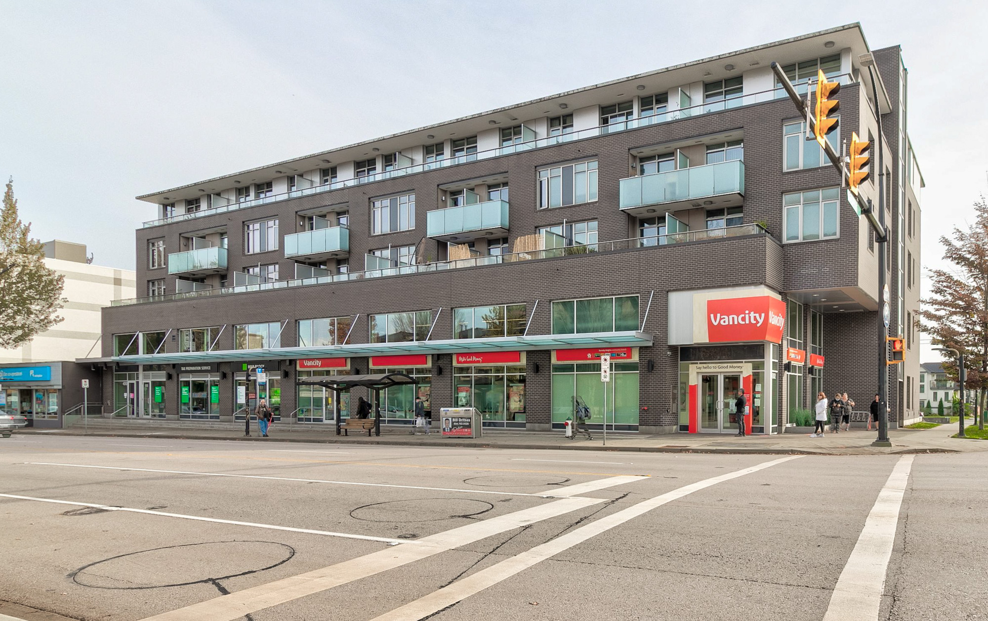 505 - 4310 Hastings Street, Burnaby