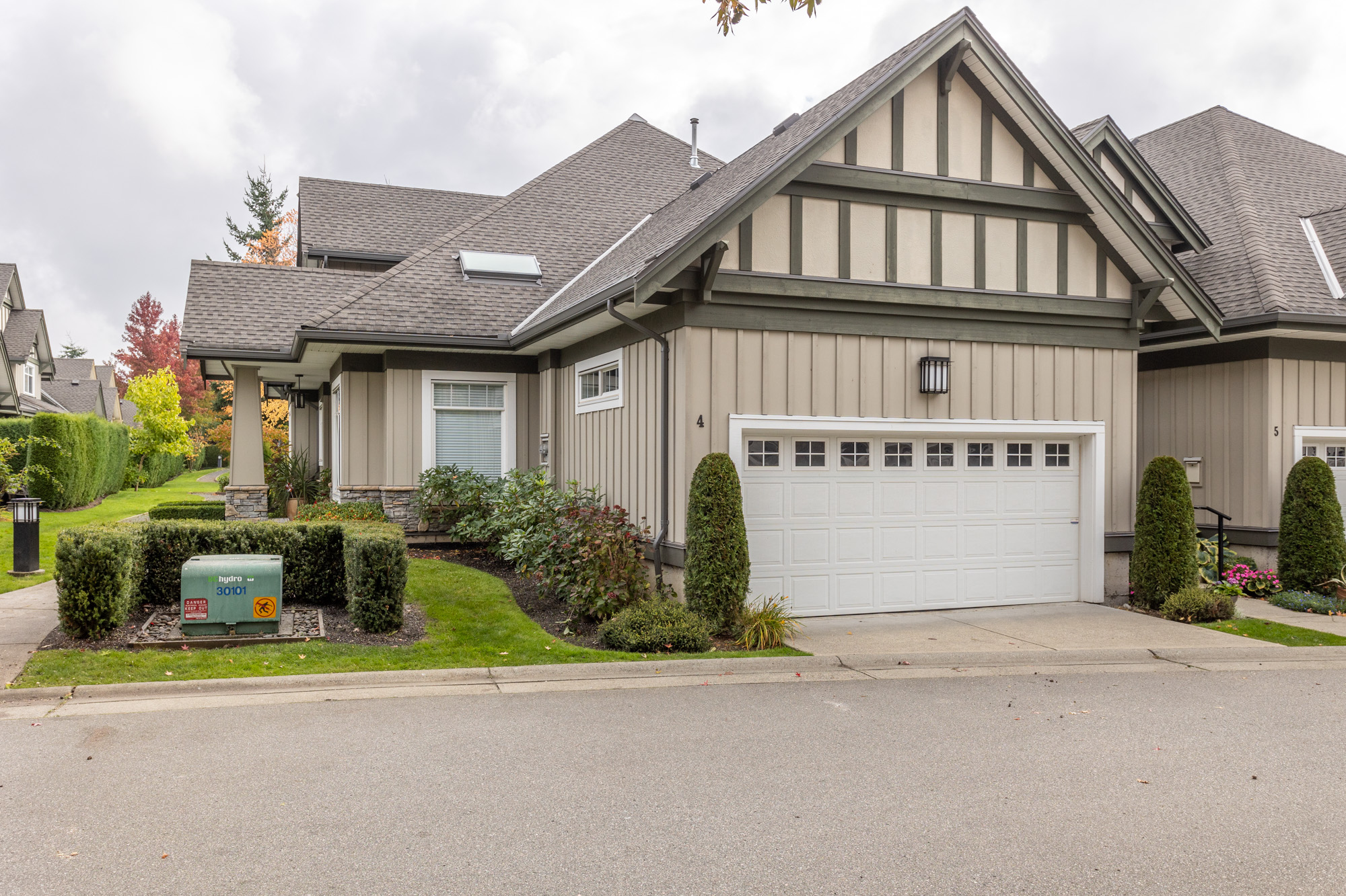 4 - 14968 24 Avenue, Surrey