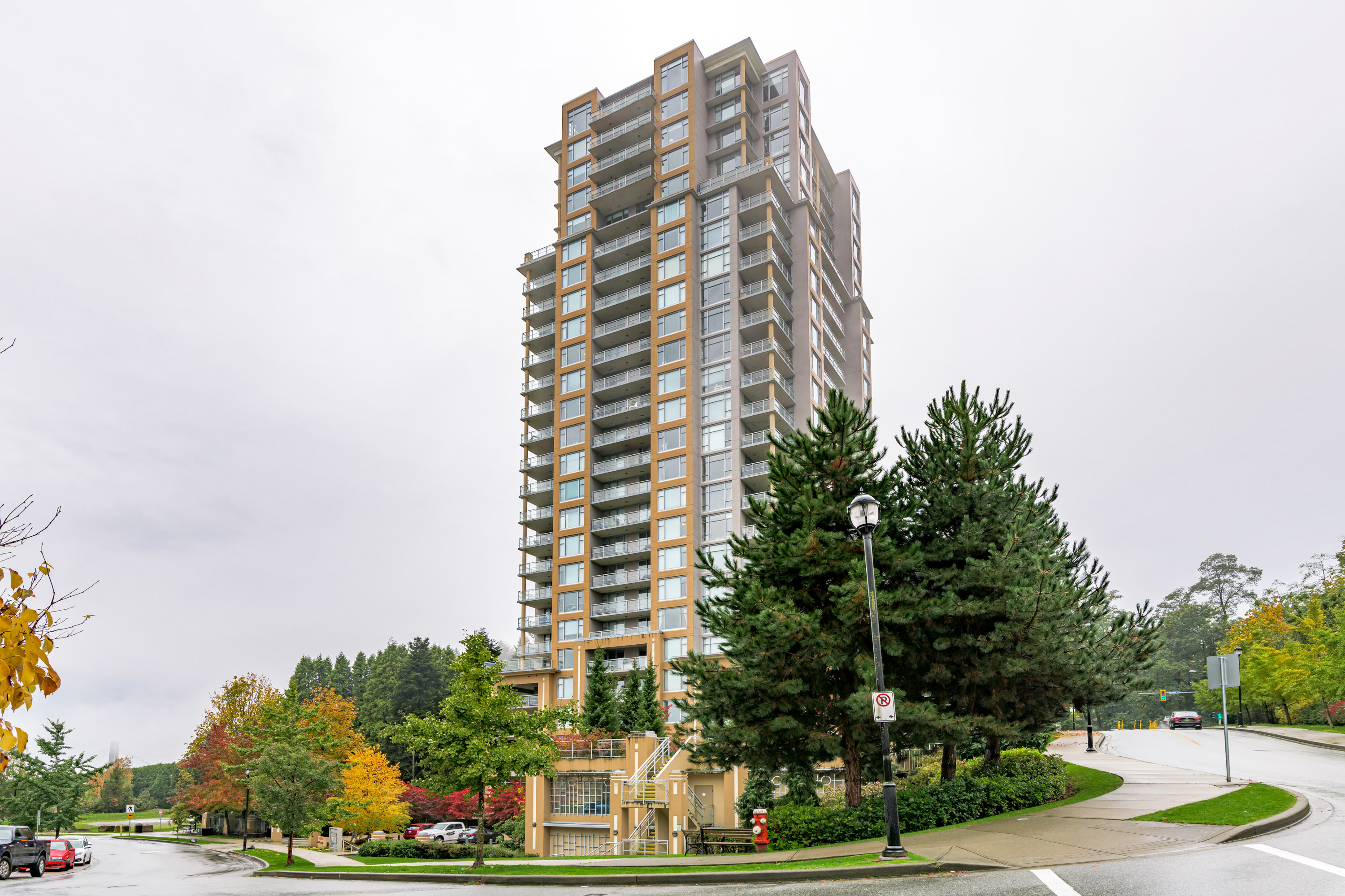 1804 - 280 Ross Drive, New Westminster
