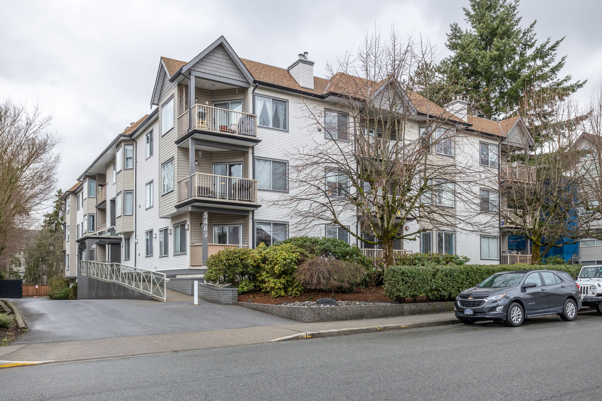 101 - 5489 201 Street, Langley