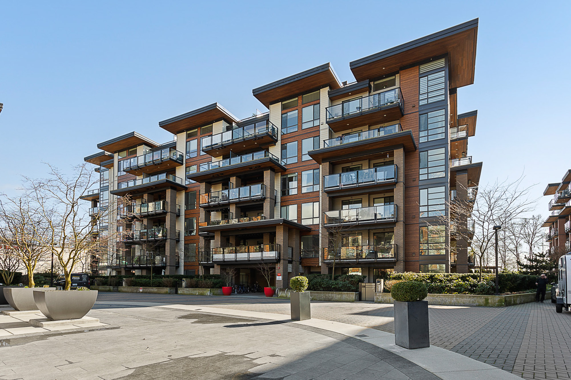 204 - 719 W 3rd Street, North Vancouver