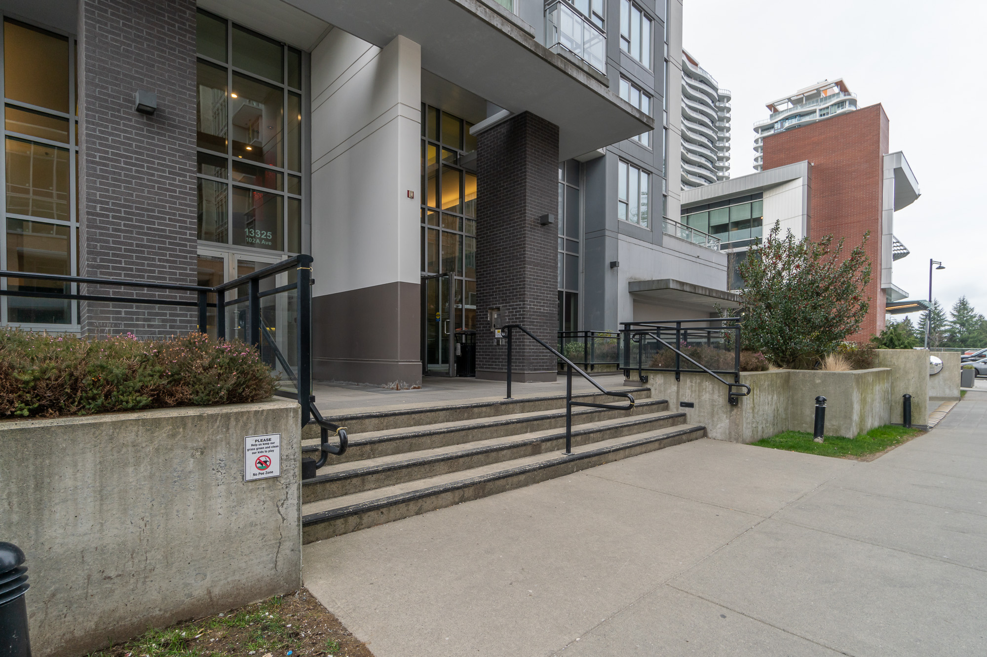 2901 - 13325 102a Avenue, Surrey