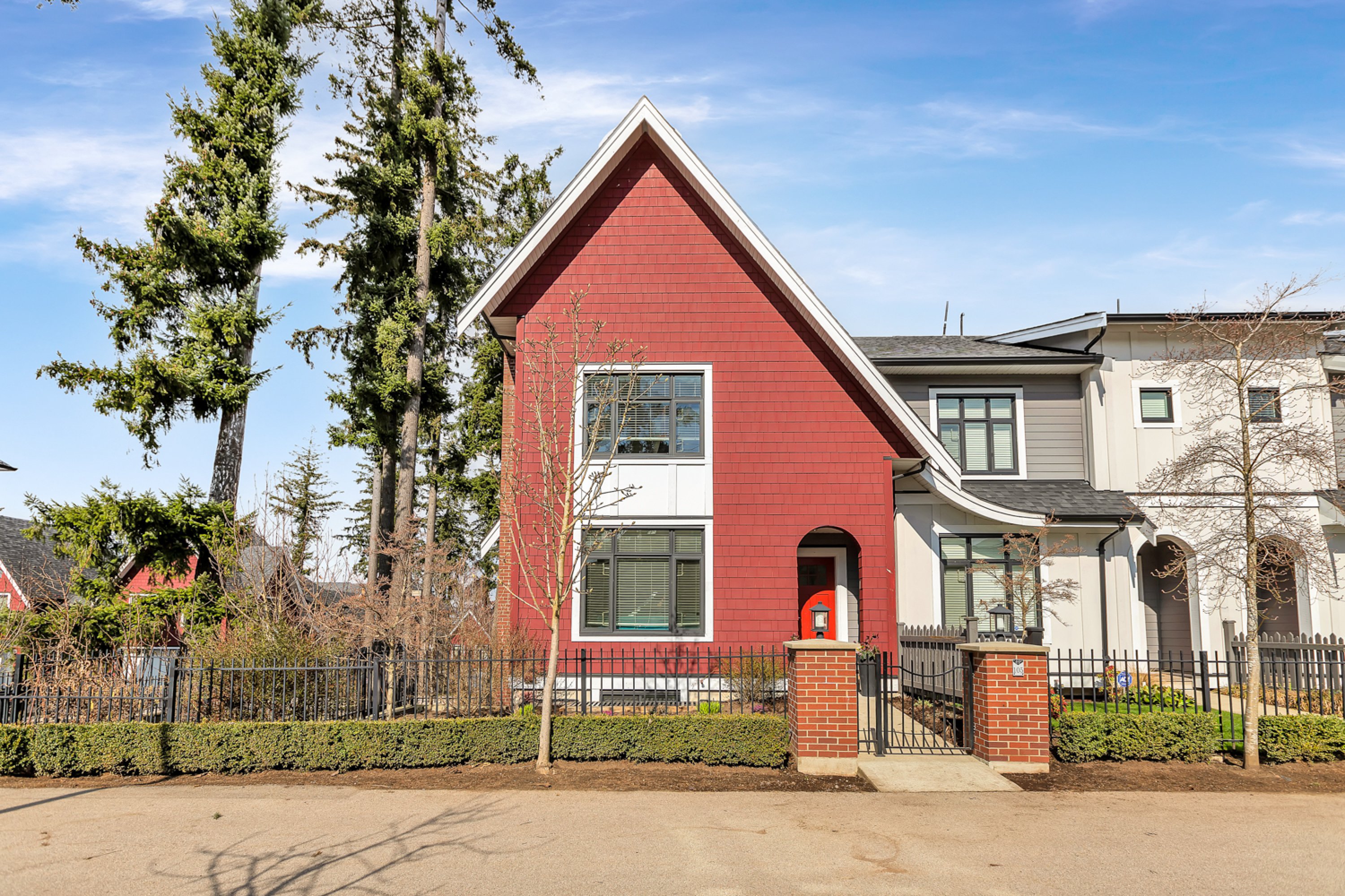 105 - 15677 28 Avenue, Surrey