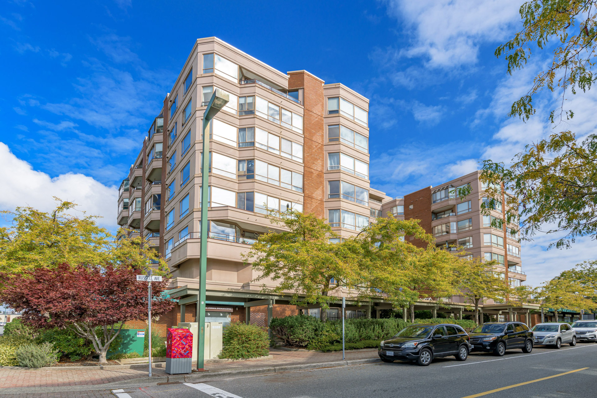302 - 5111 Russell Avenue, White Rock