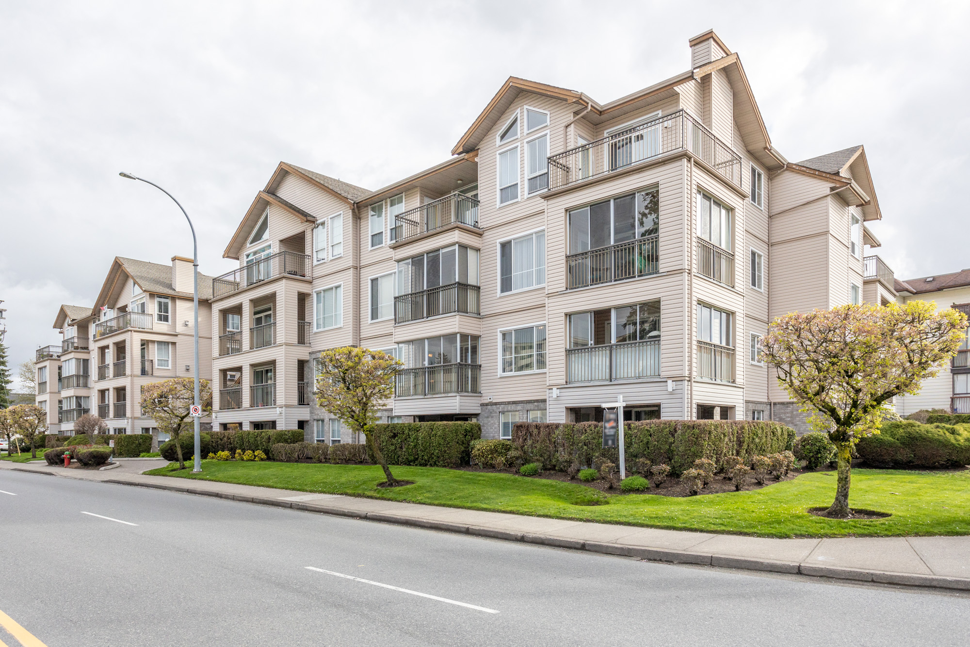 208 - 2772 Clearbrook Road, Abbotsford