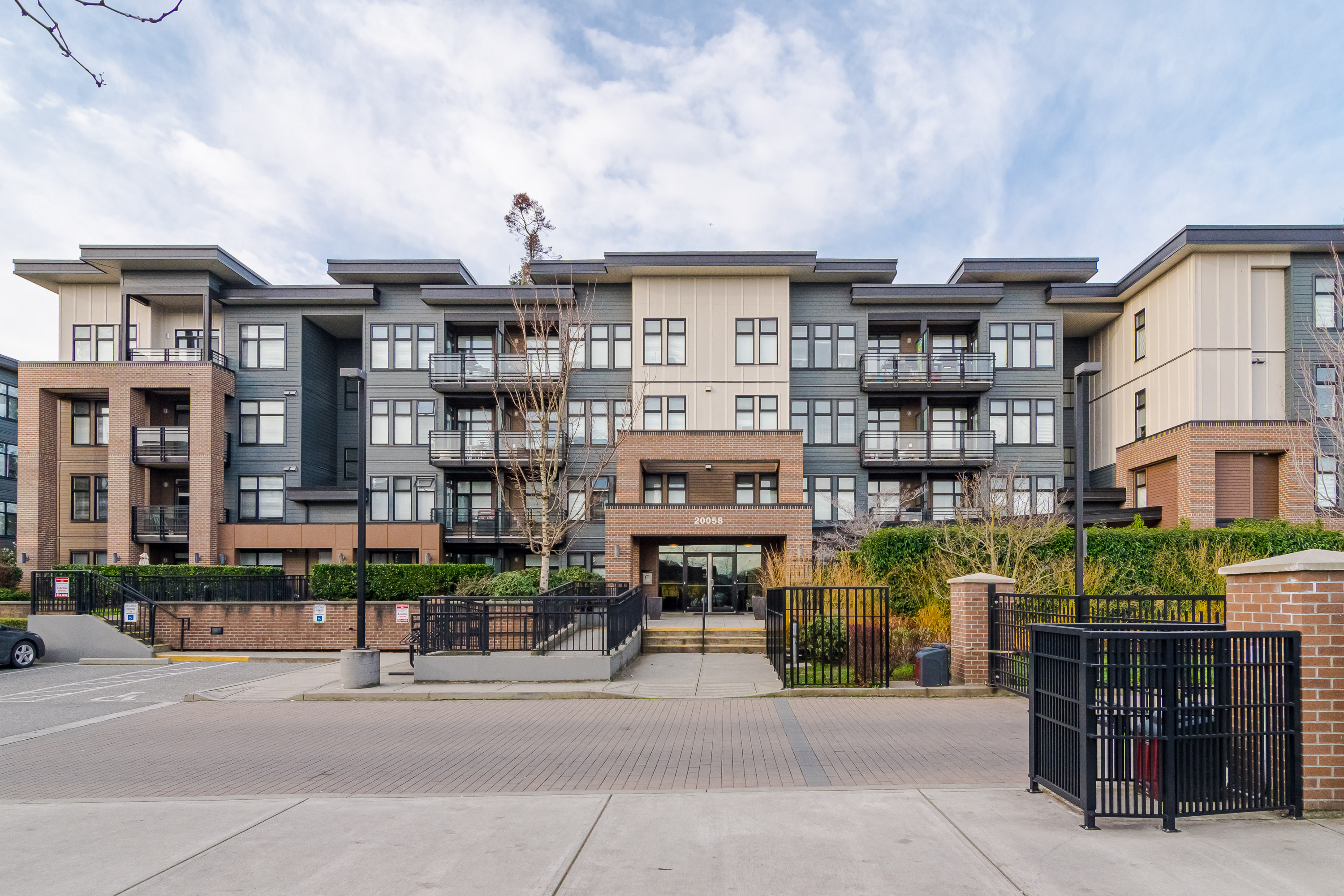 308 - 20058 Fraser Highway, Langley