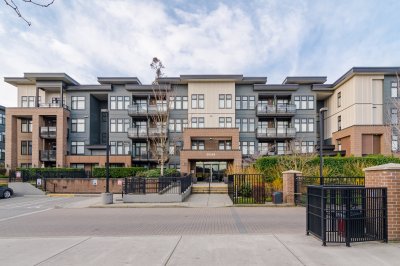 Virtual tour for Axford Real Estate