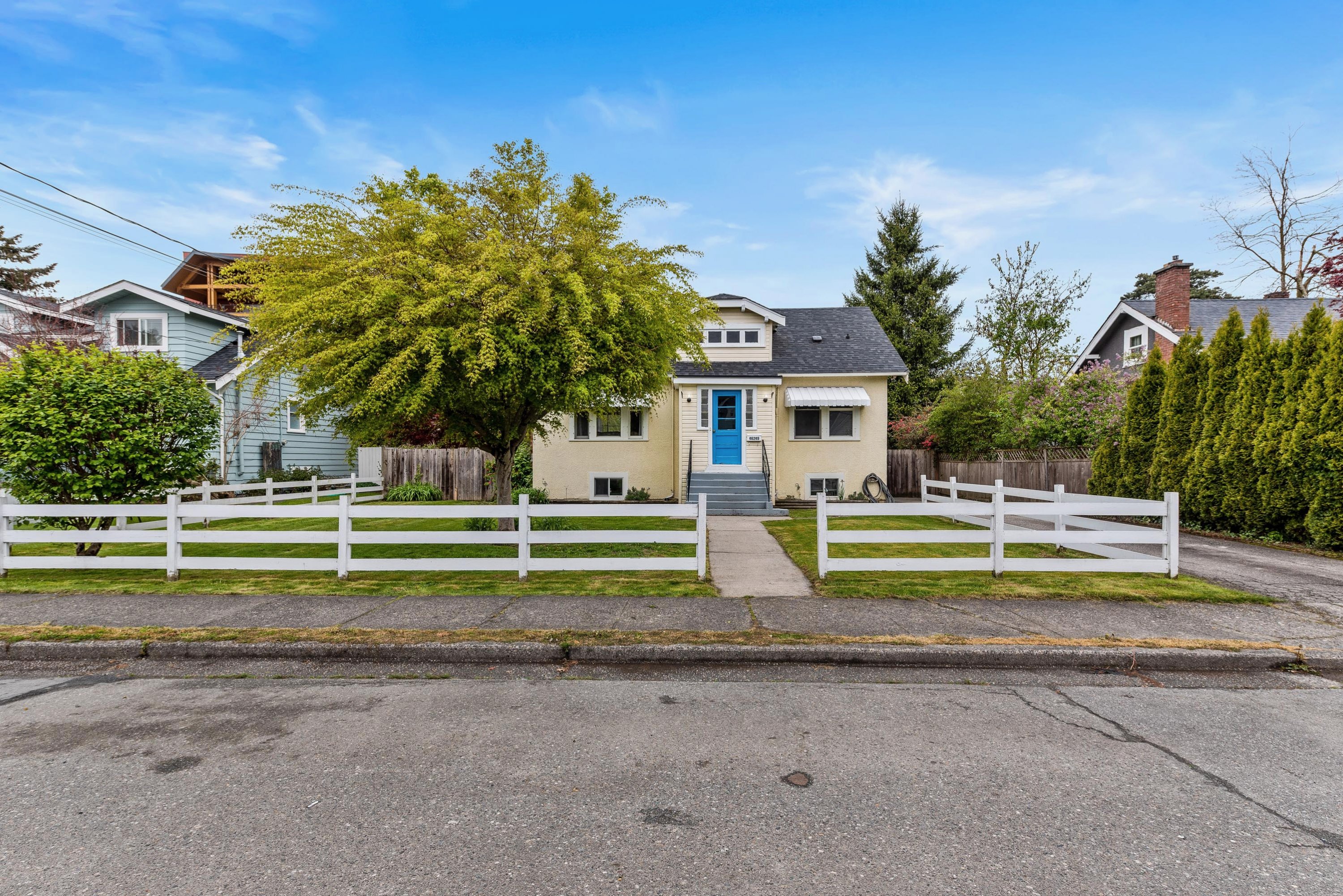 46249 Maple Avenue, Chilliwack