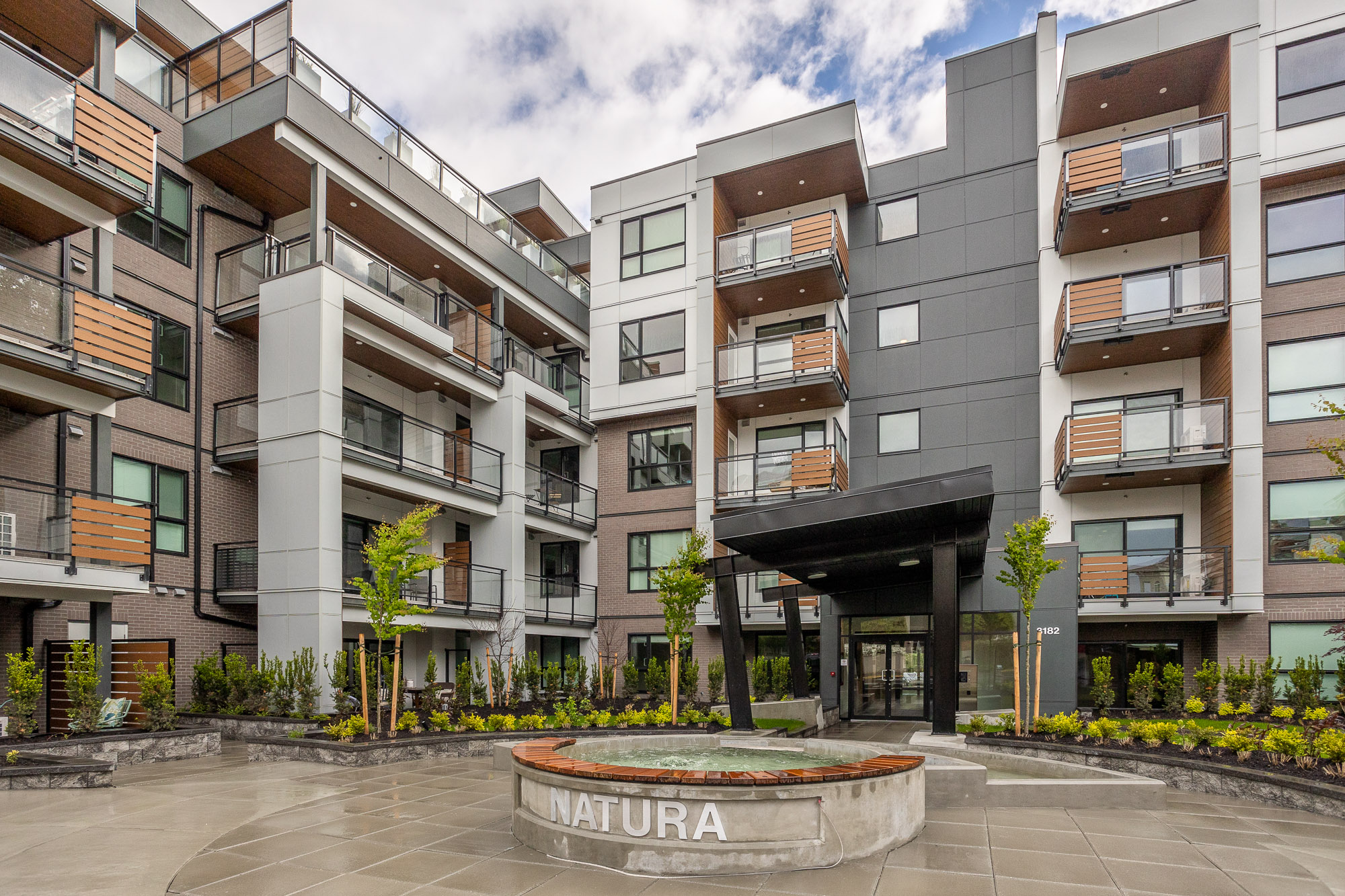 405 - 3182 Gladwin Road, Abbotsford