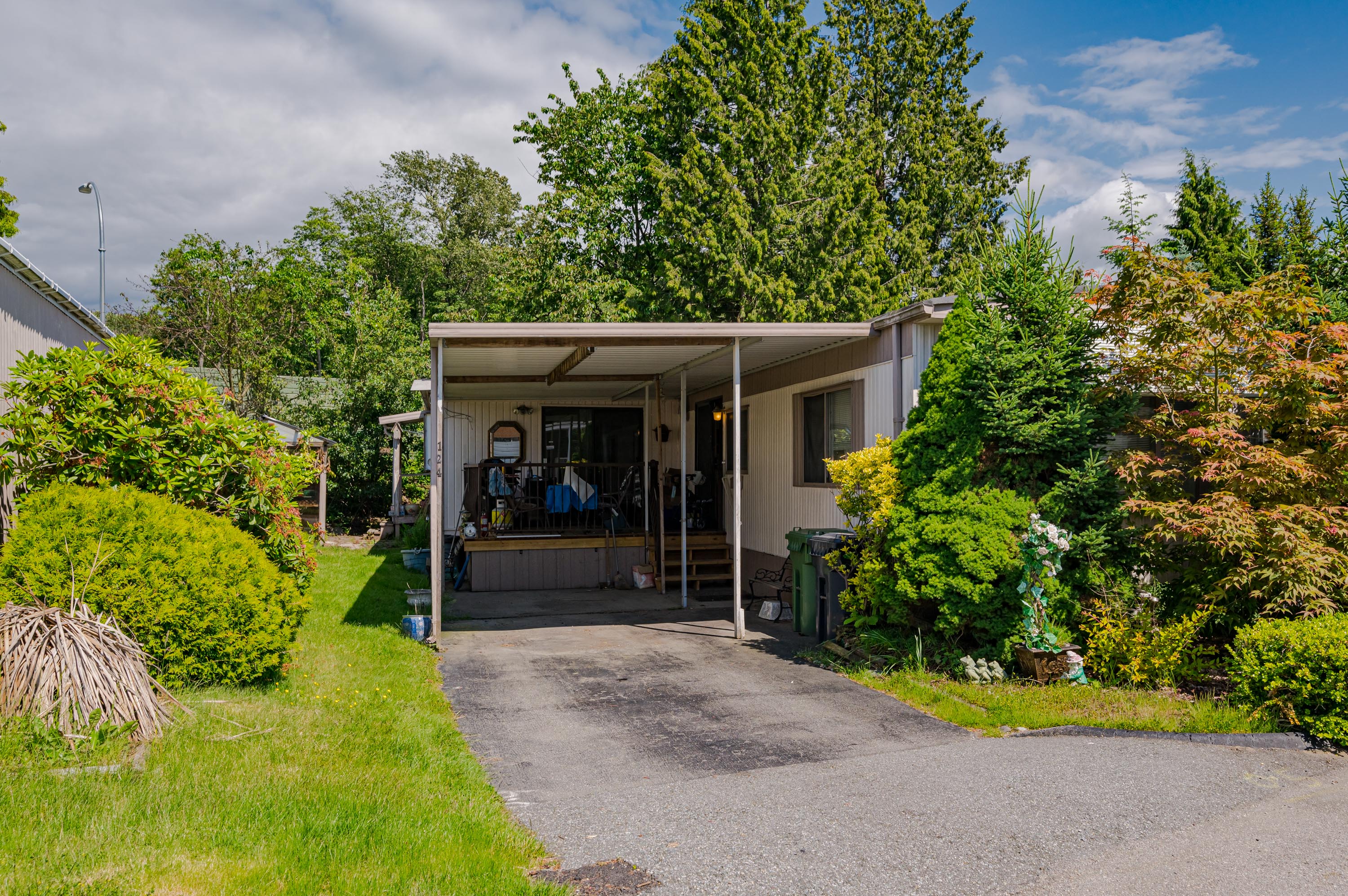 124 - 1840 160 Street, Surrey