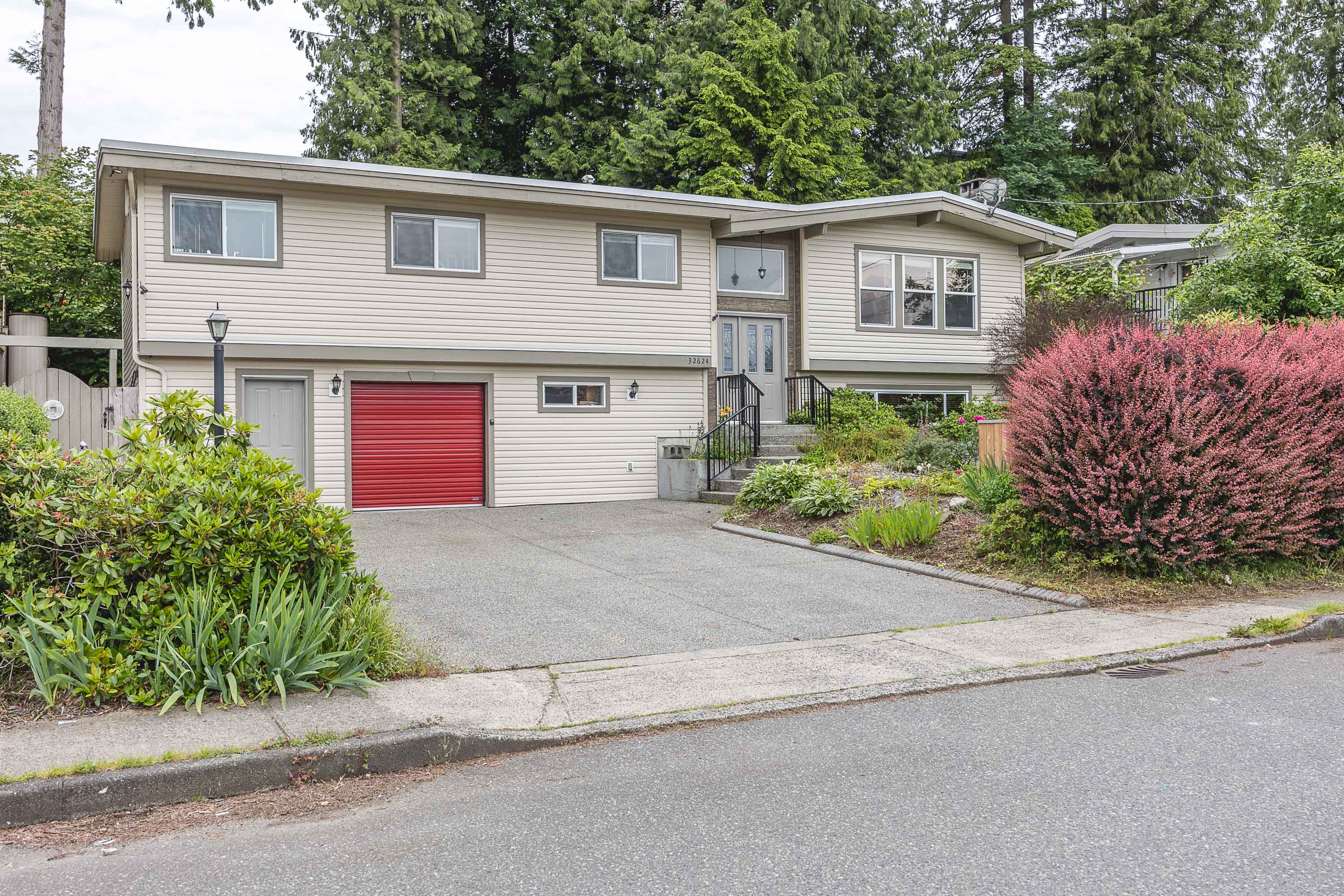 32624 Rossland Place, Abbotsford