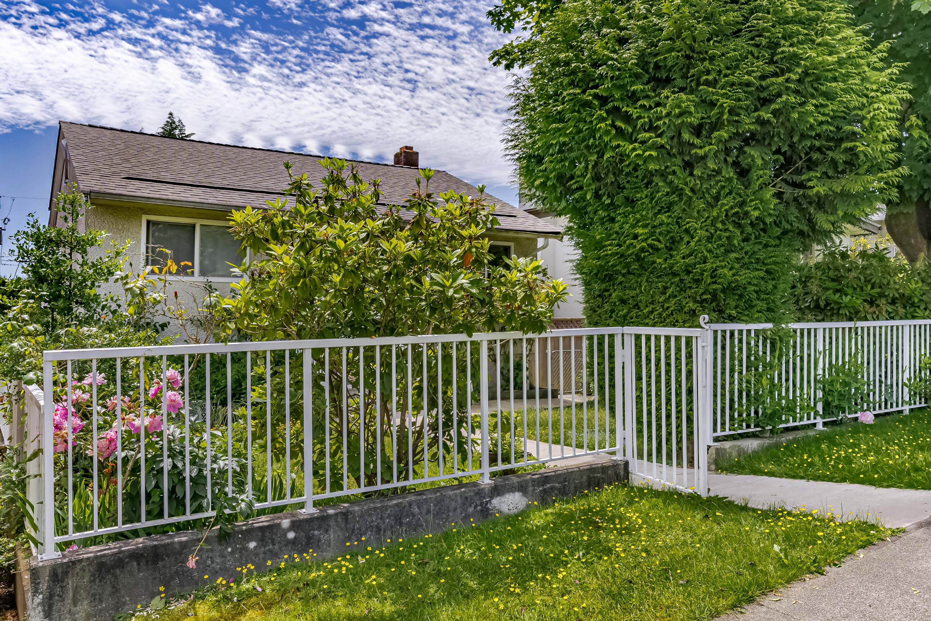 3030 East 6 Avenue, Vancouver
