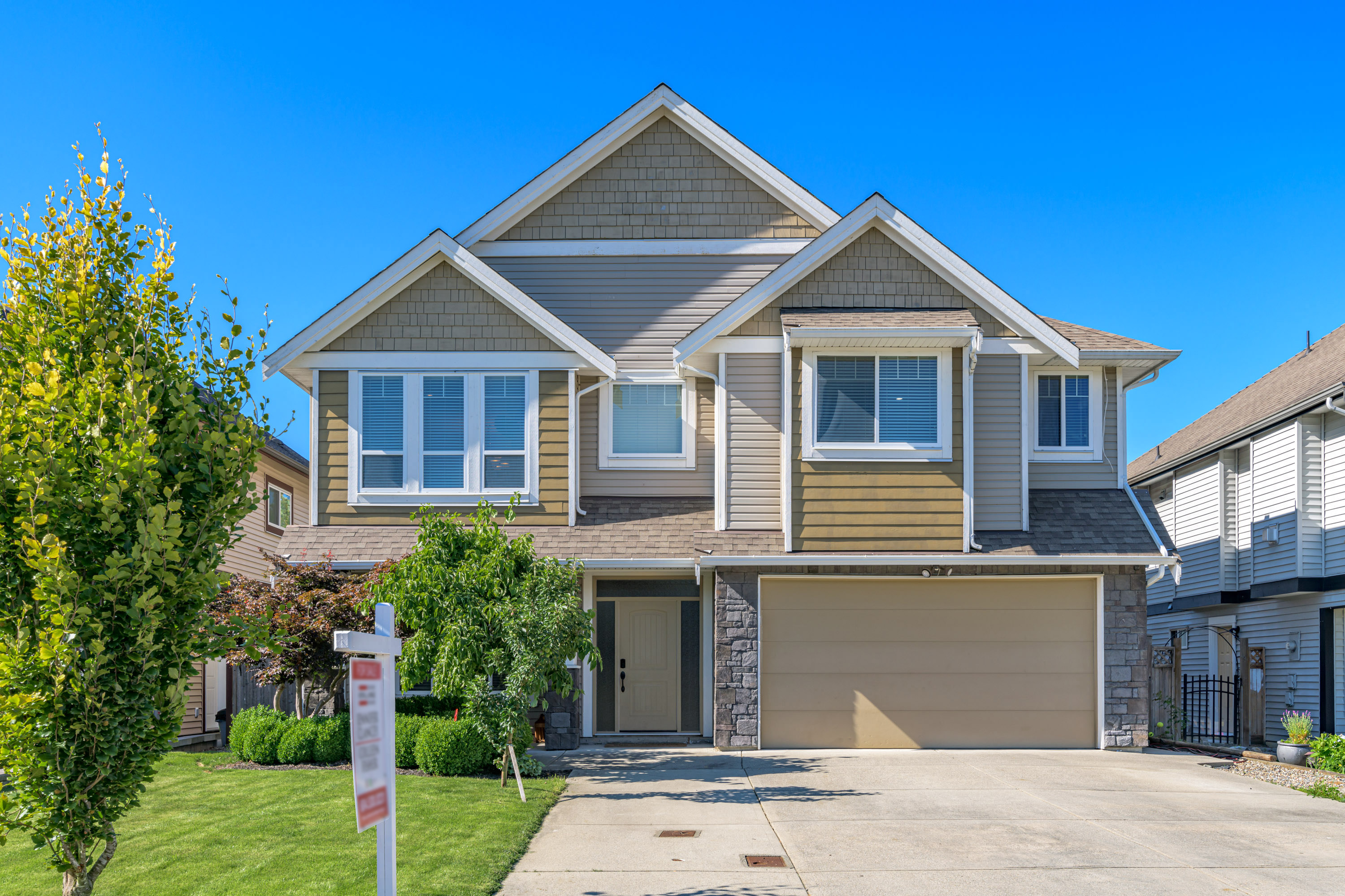 27127 35 Avenue, Langley