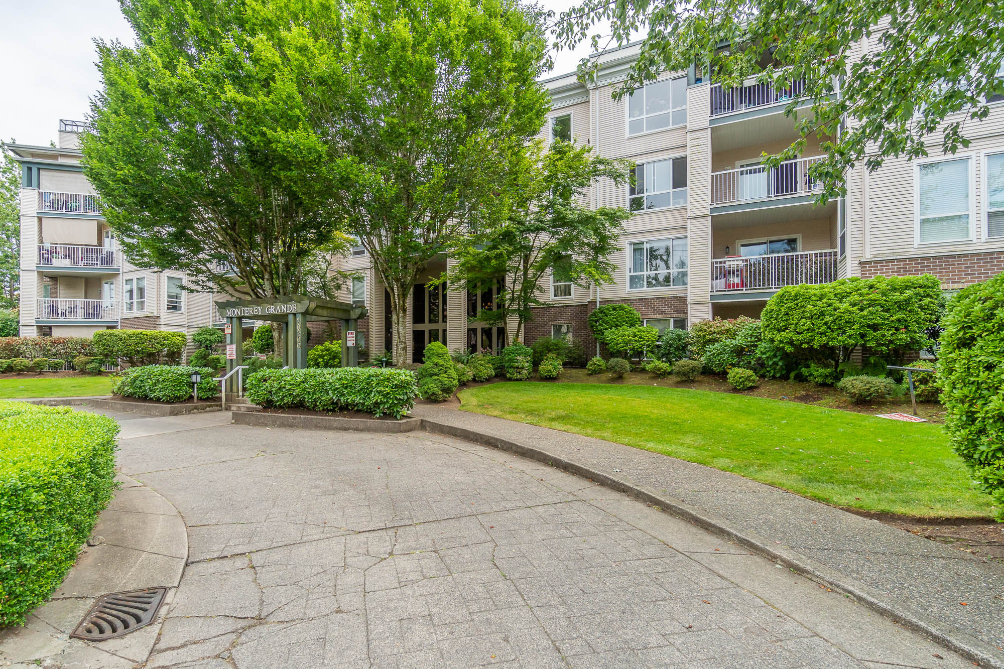 209 - 20200 54A Avenue, Langley