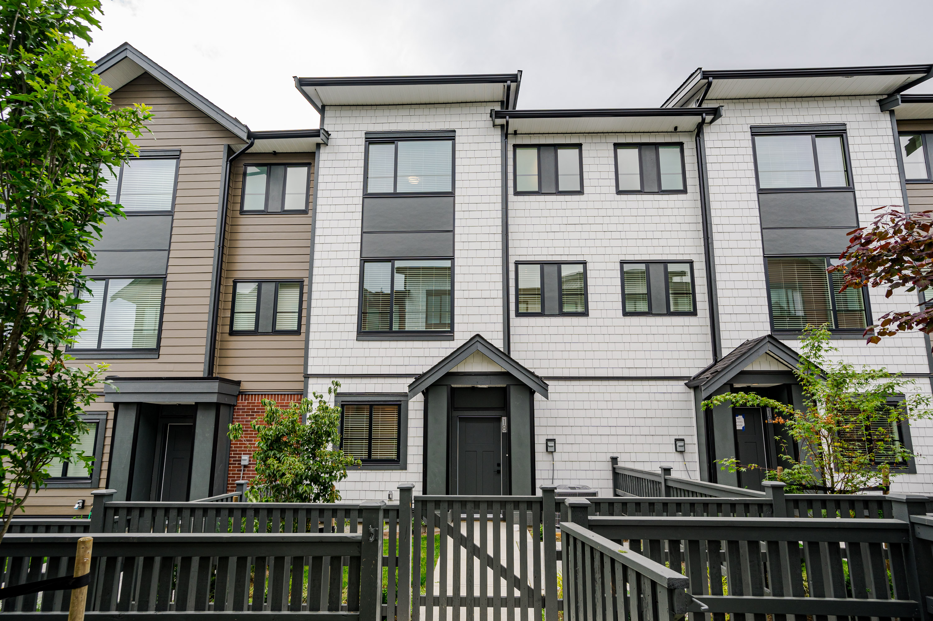 19897 75A Avenue, Langley