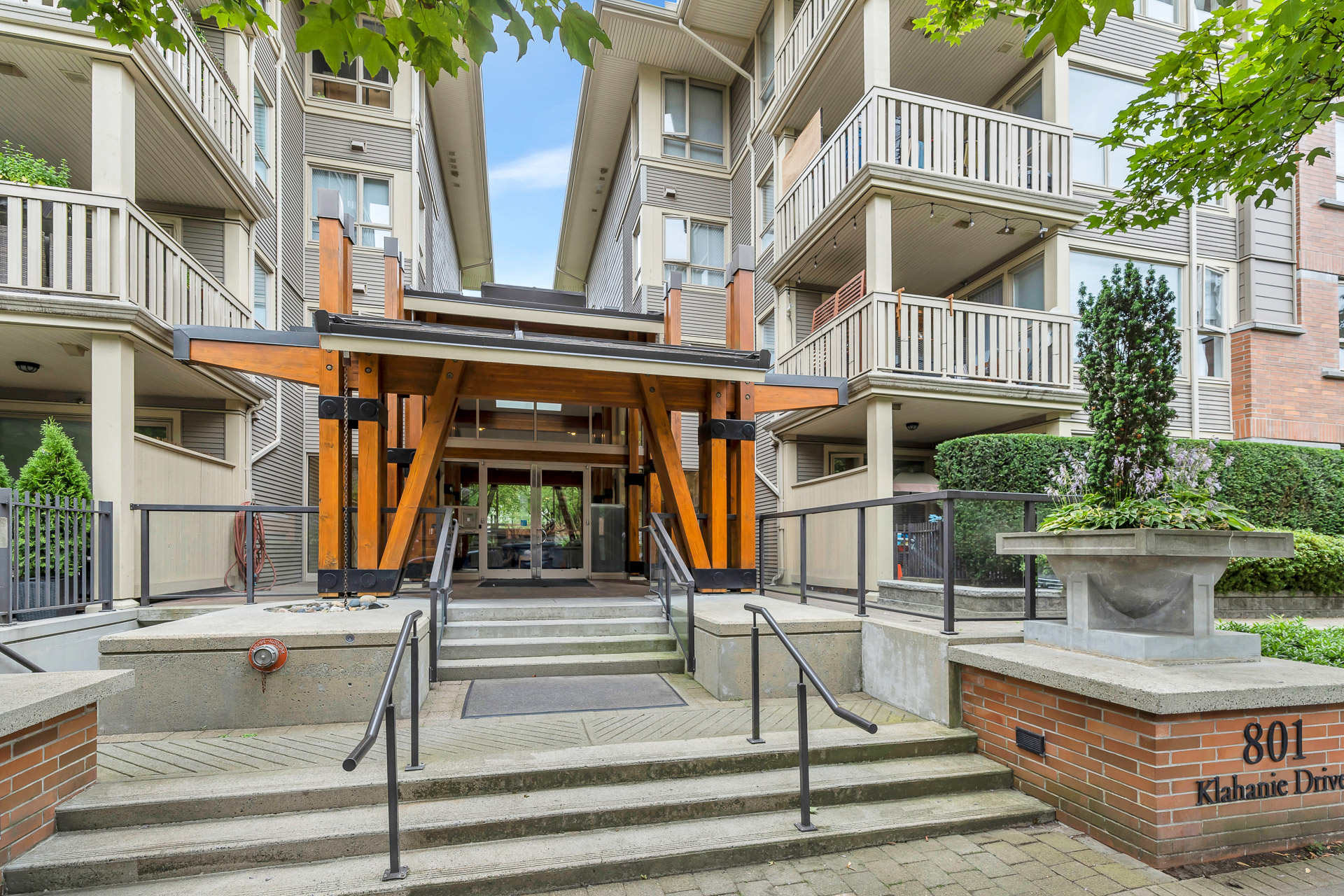 318 - 801 Klahanie Drive, Port Moody