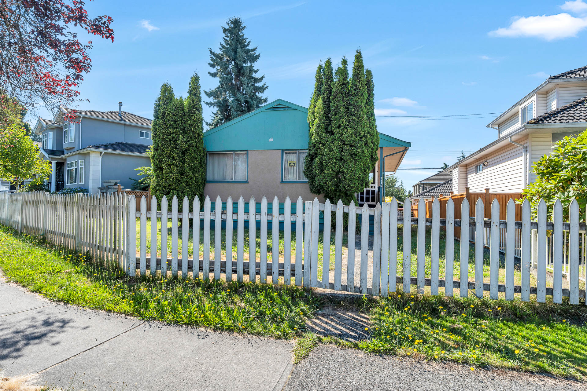 1810 E 55 Avenue, Vancouver