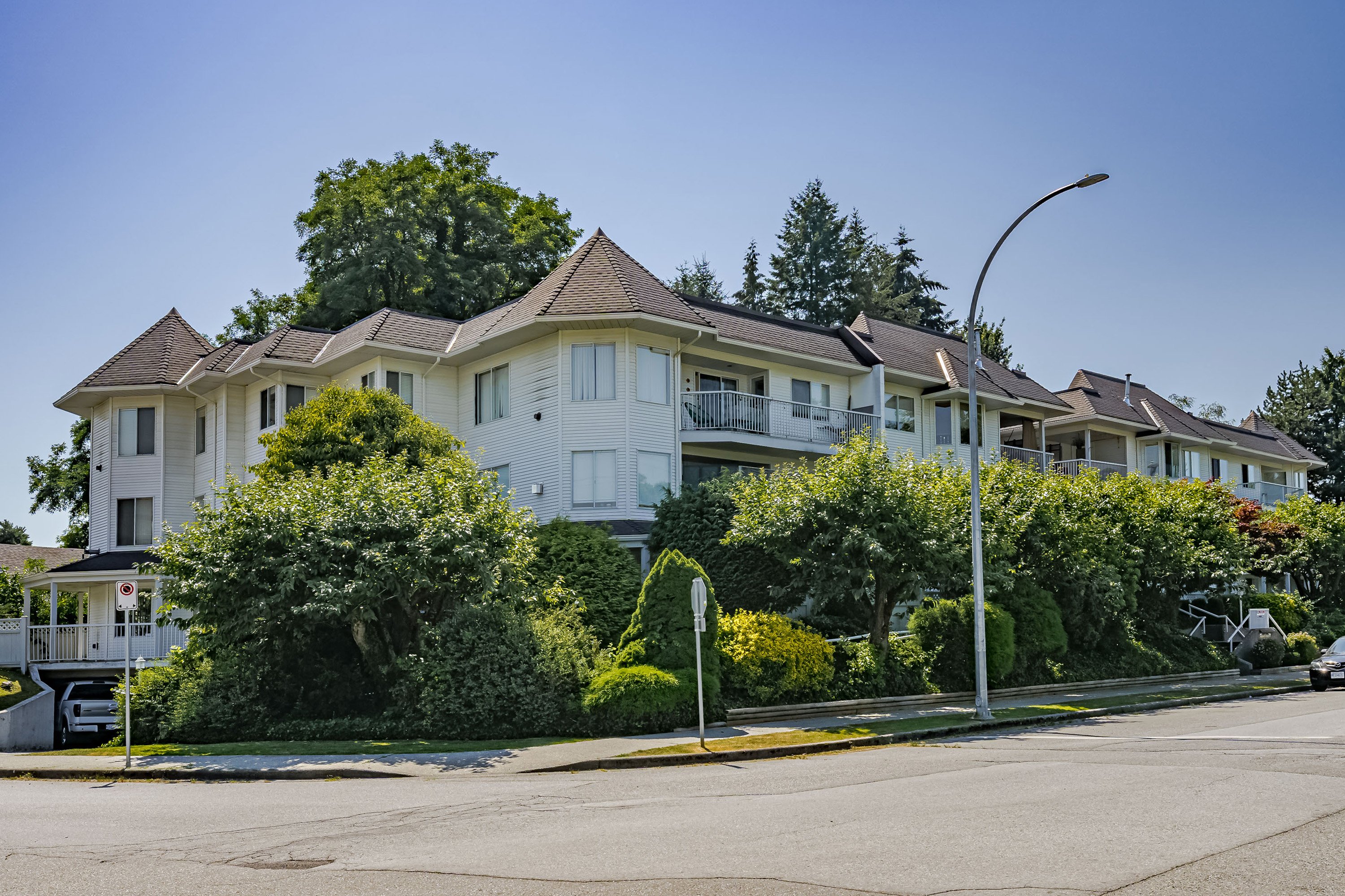 201 - 3088 Flint Street, Port Coquitlam