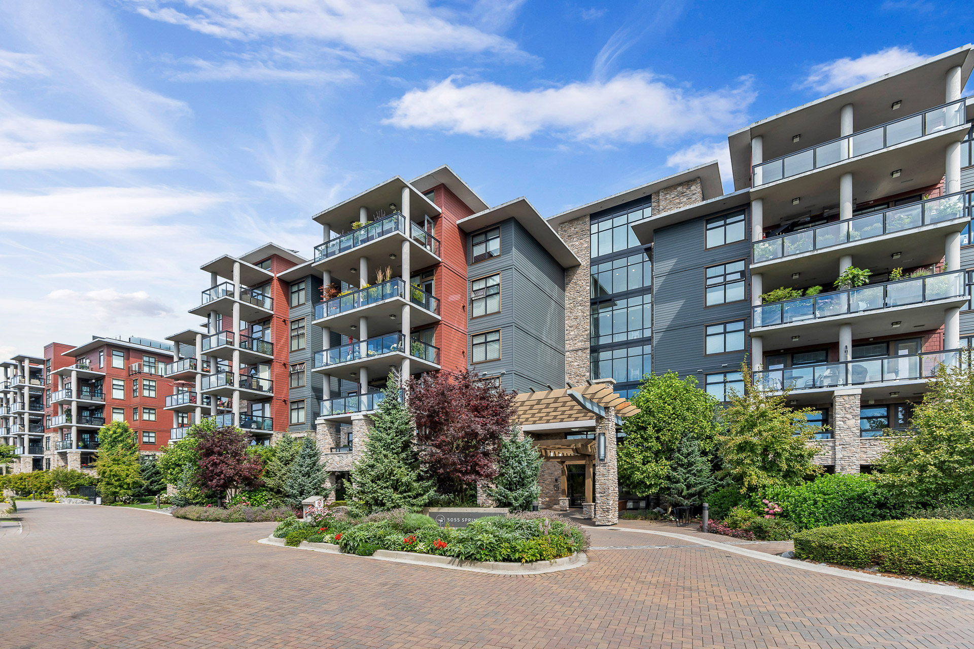 404 - 5055 Springs Blvd, Delta