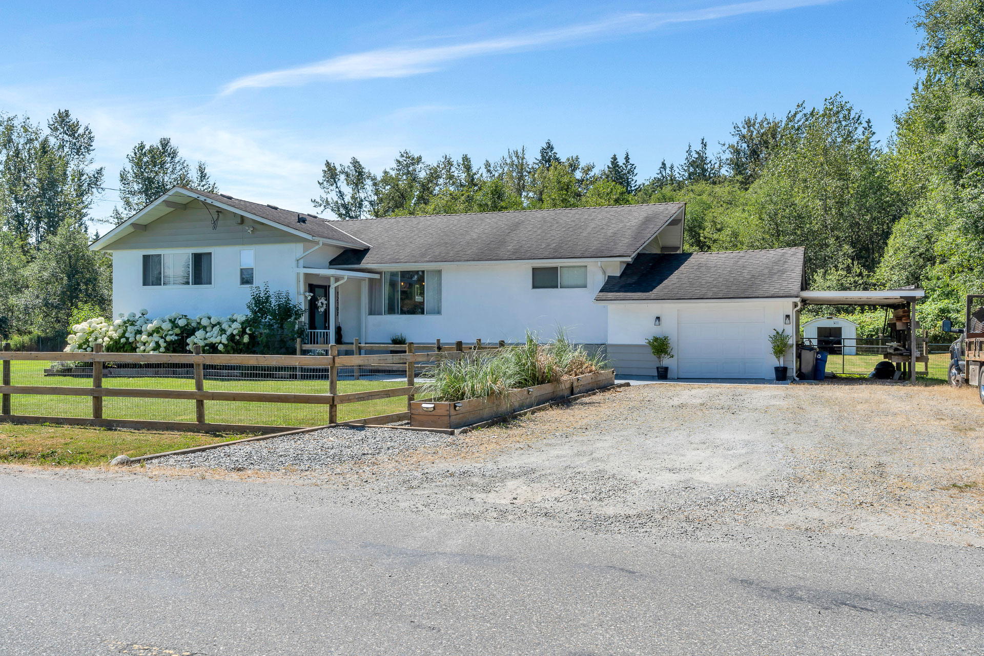 12107 252 Street, Maple Ridge