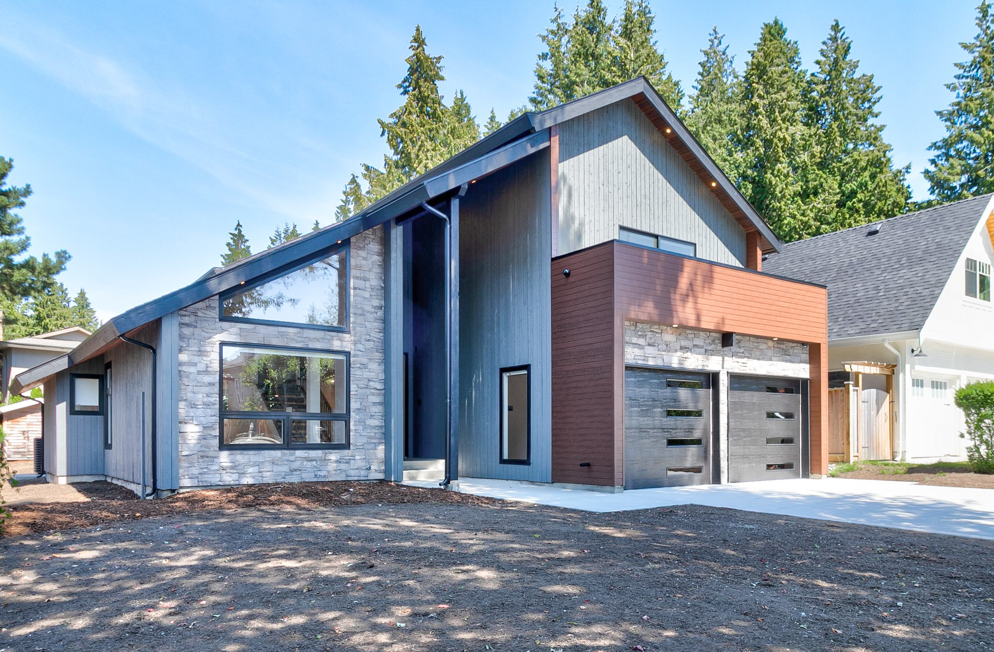12653 20 Avenue, Surrey