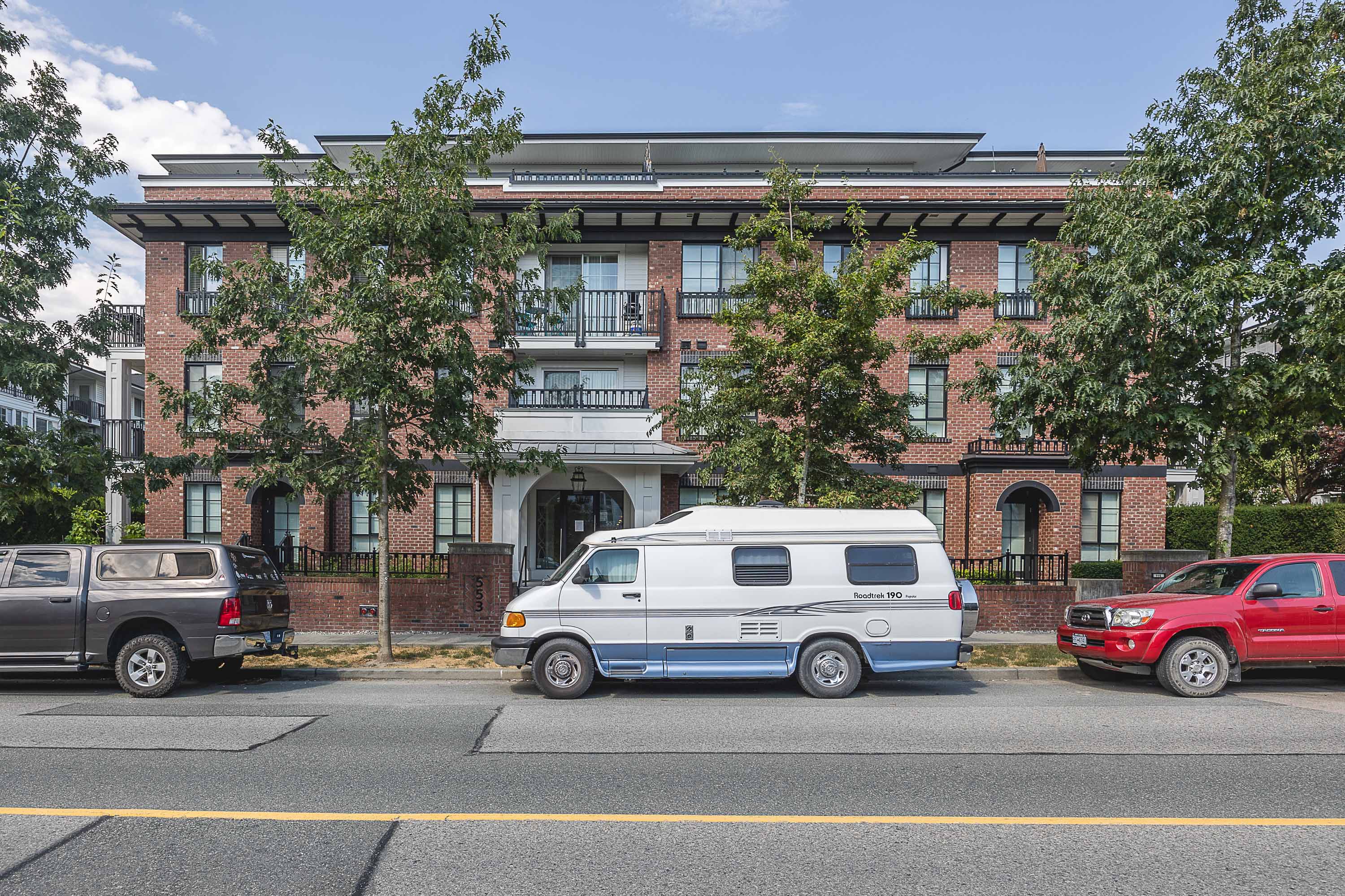 205 - 553 Foster Avenue, Coquitlam