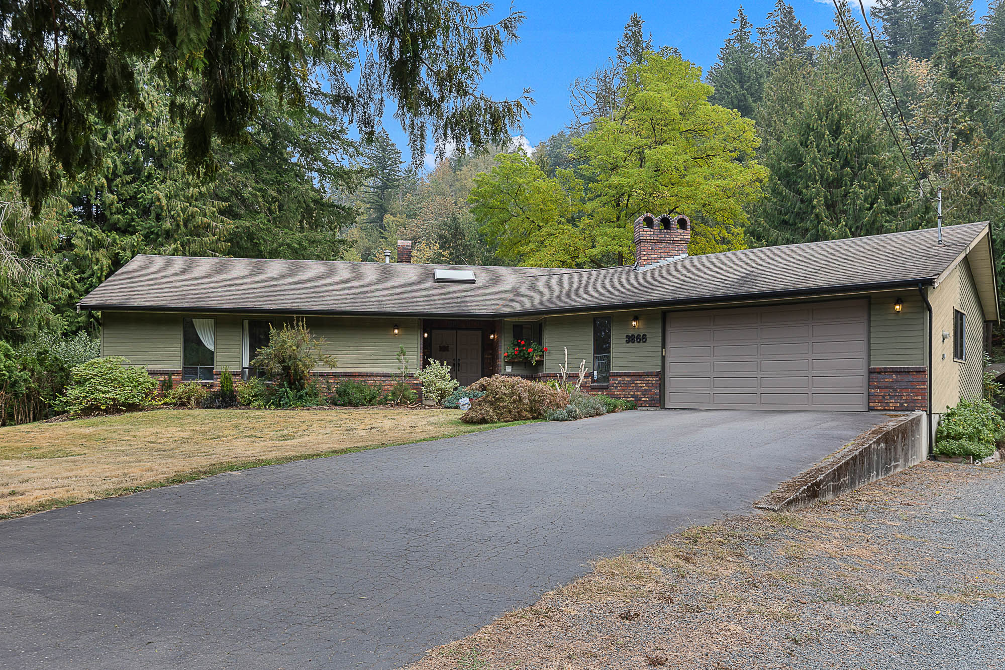 3866 Joyce Drive, Cultus Lake