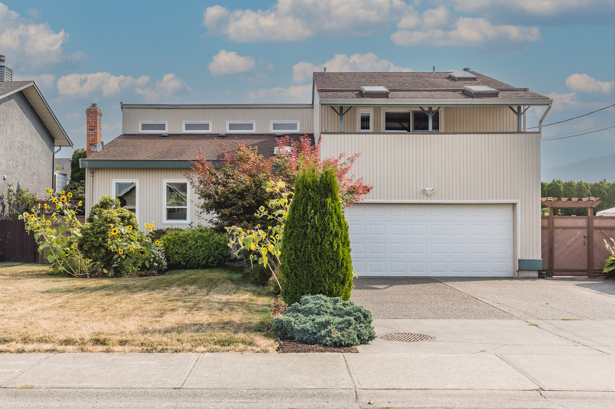 6684 School Lane, Chilliwack