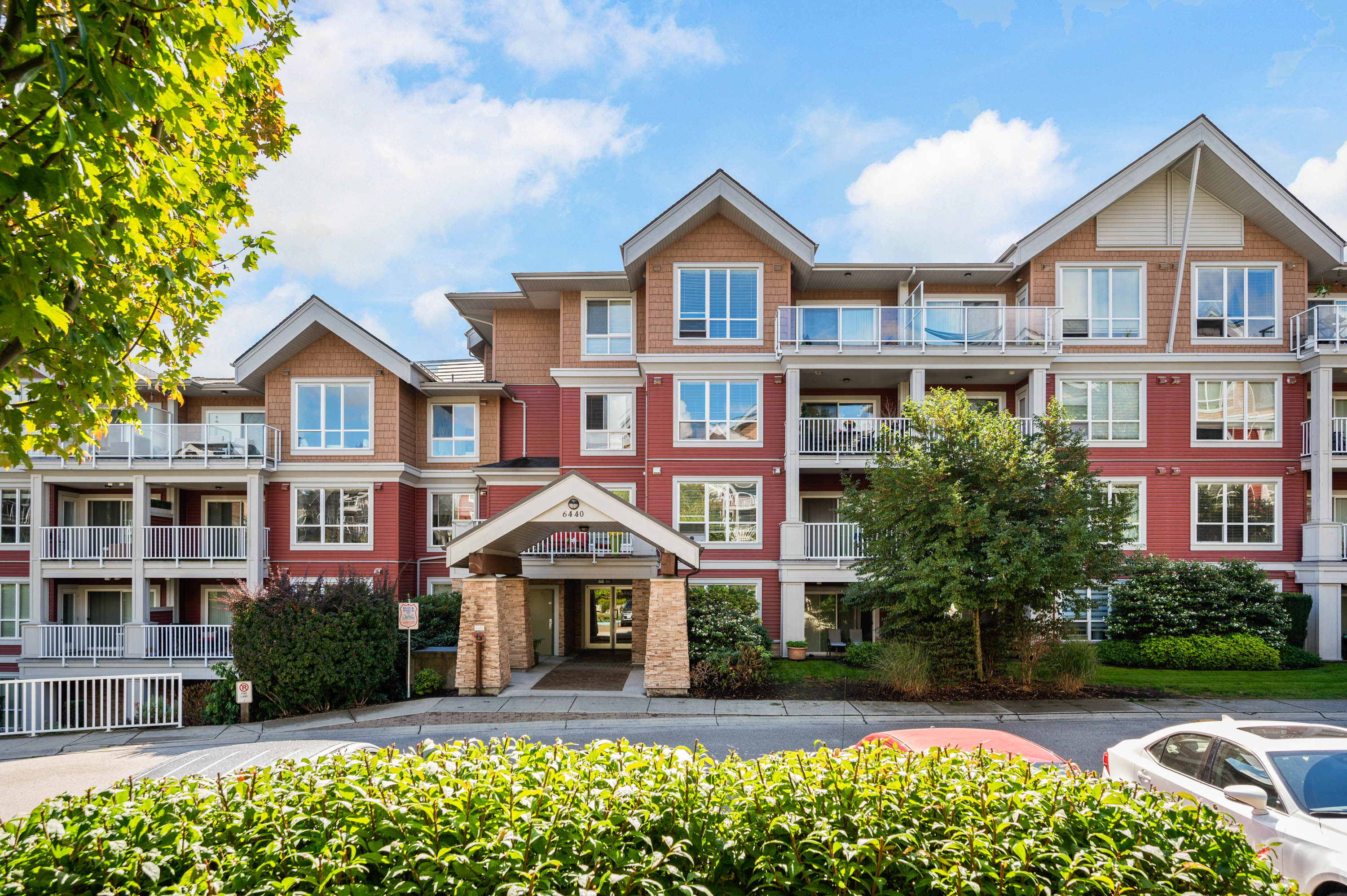 501 - 6440 194 Street, Surrey