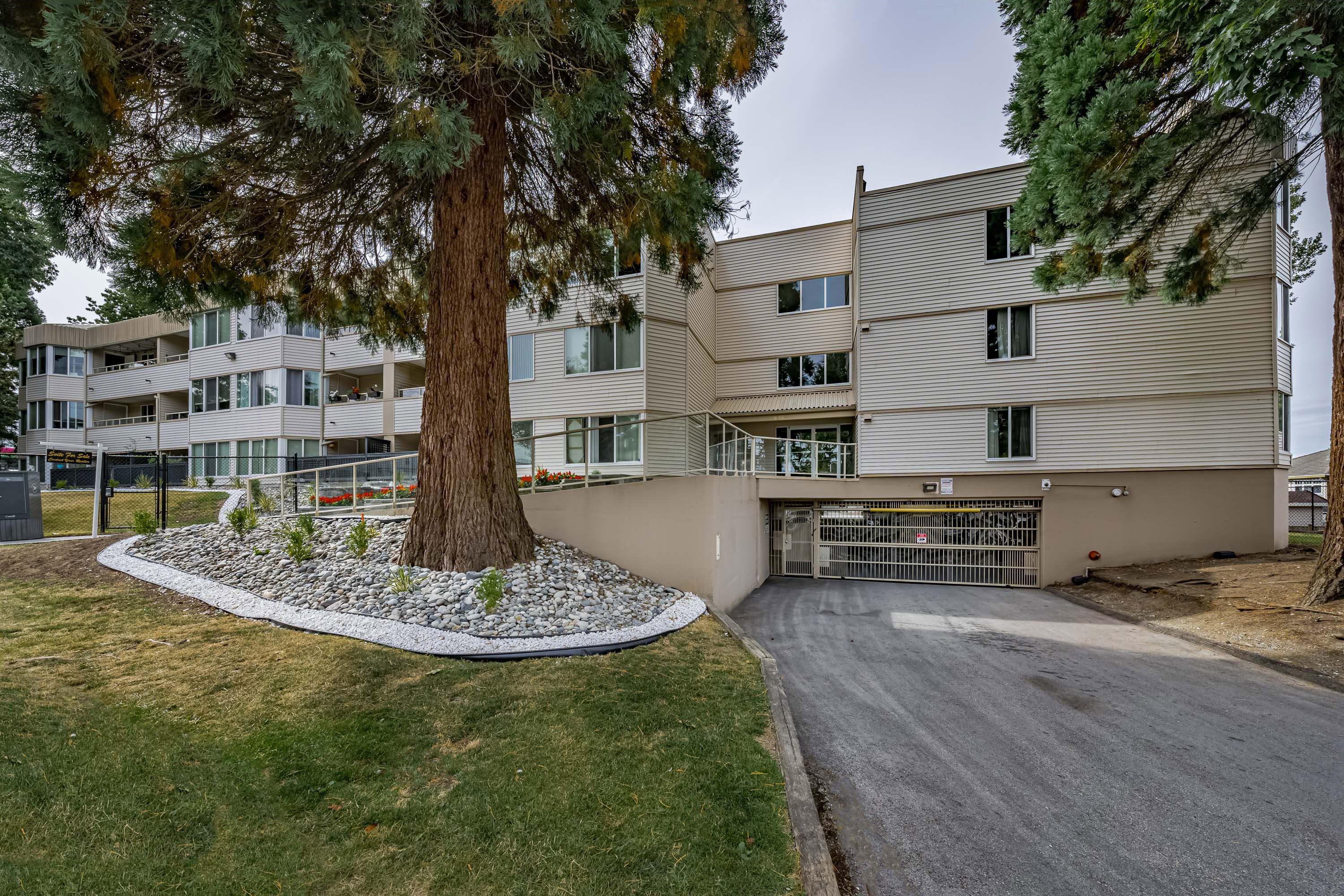 204 - 9635 121 Street, Surrey