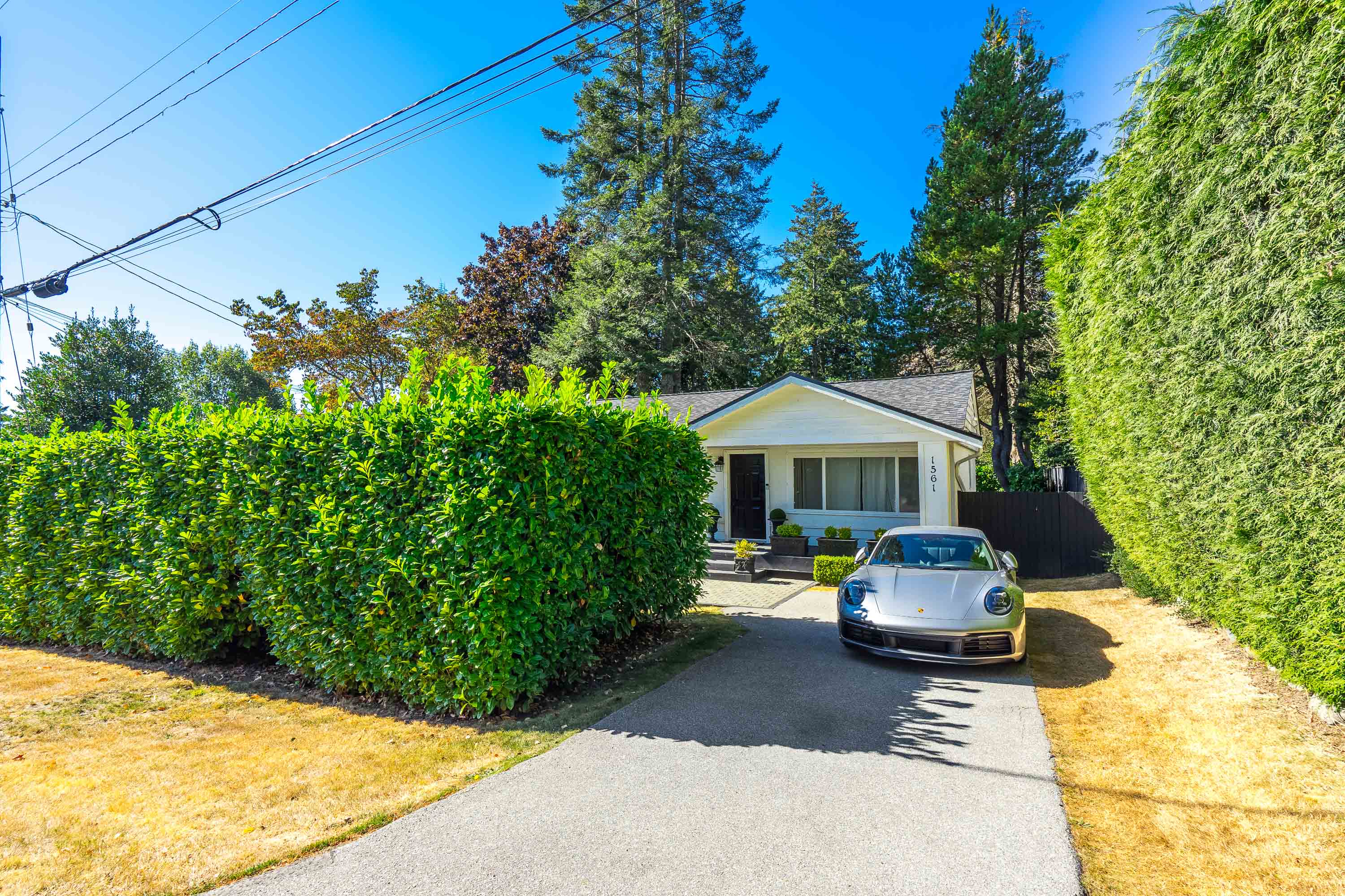 1561 Chestnut Street, White Rock