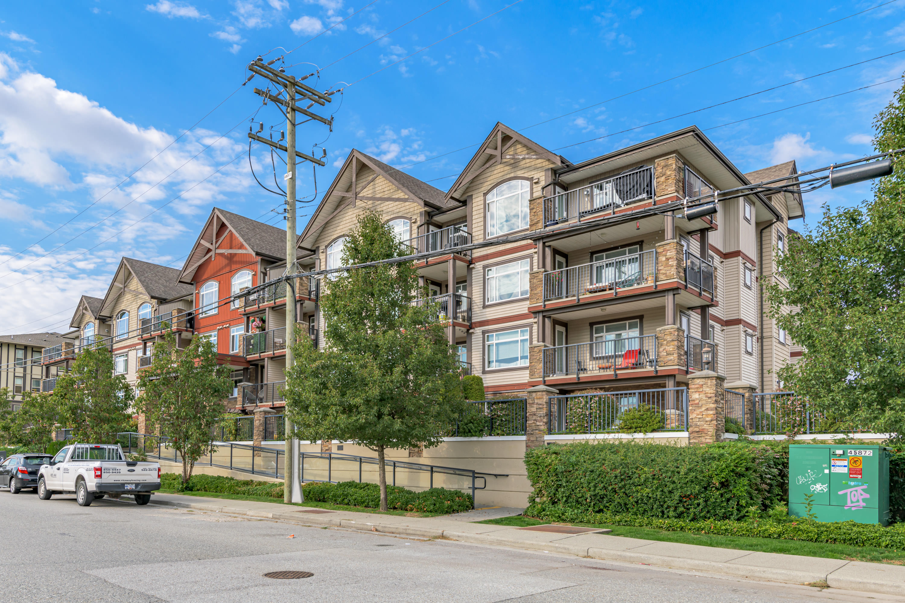 206 - 19939 55A Avenue, Langley