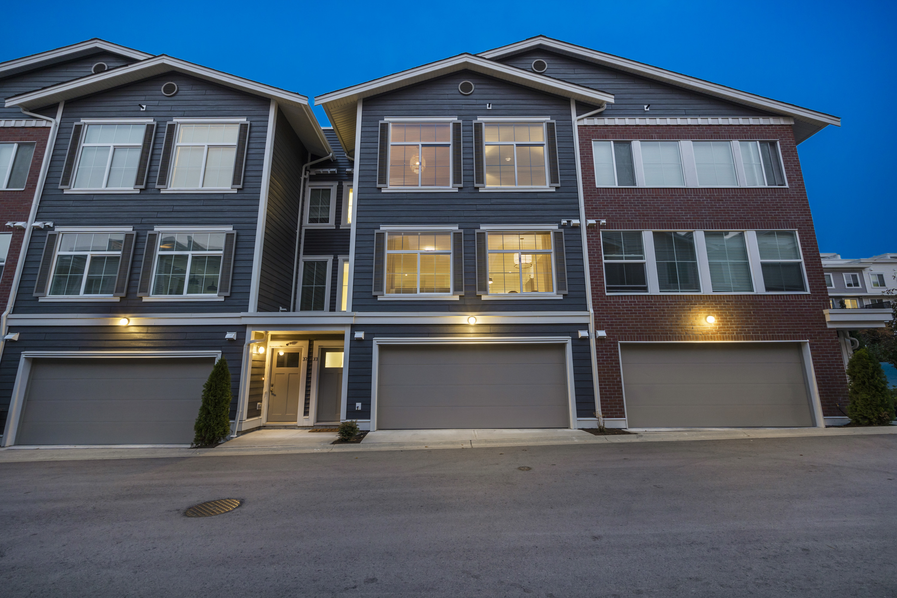 33 - 8371 202B Street, Langley