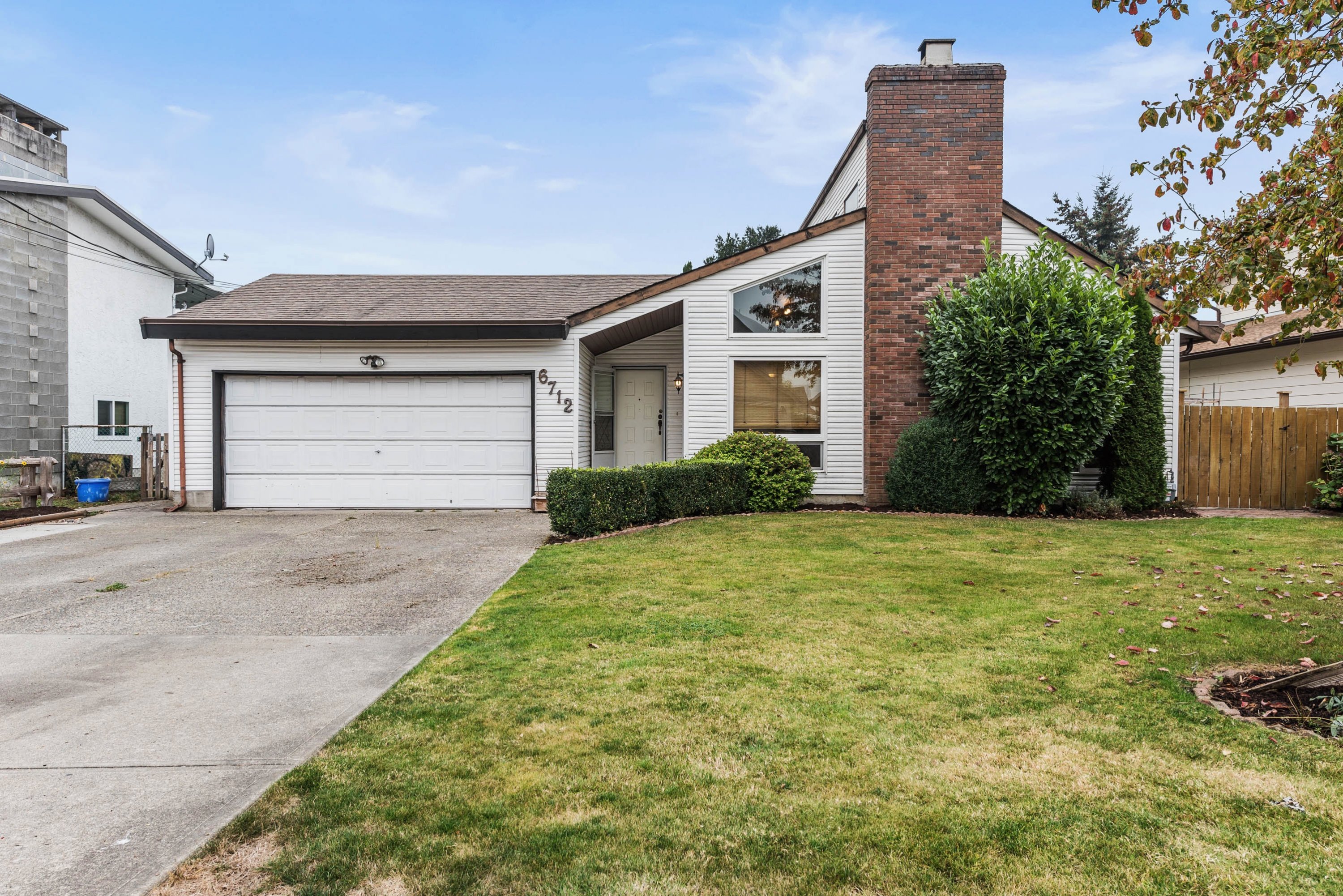 6712 School Lane, Chilliwack