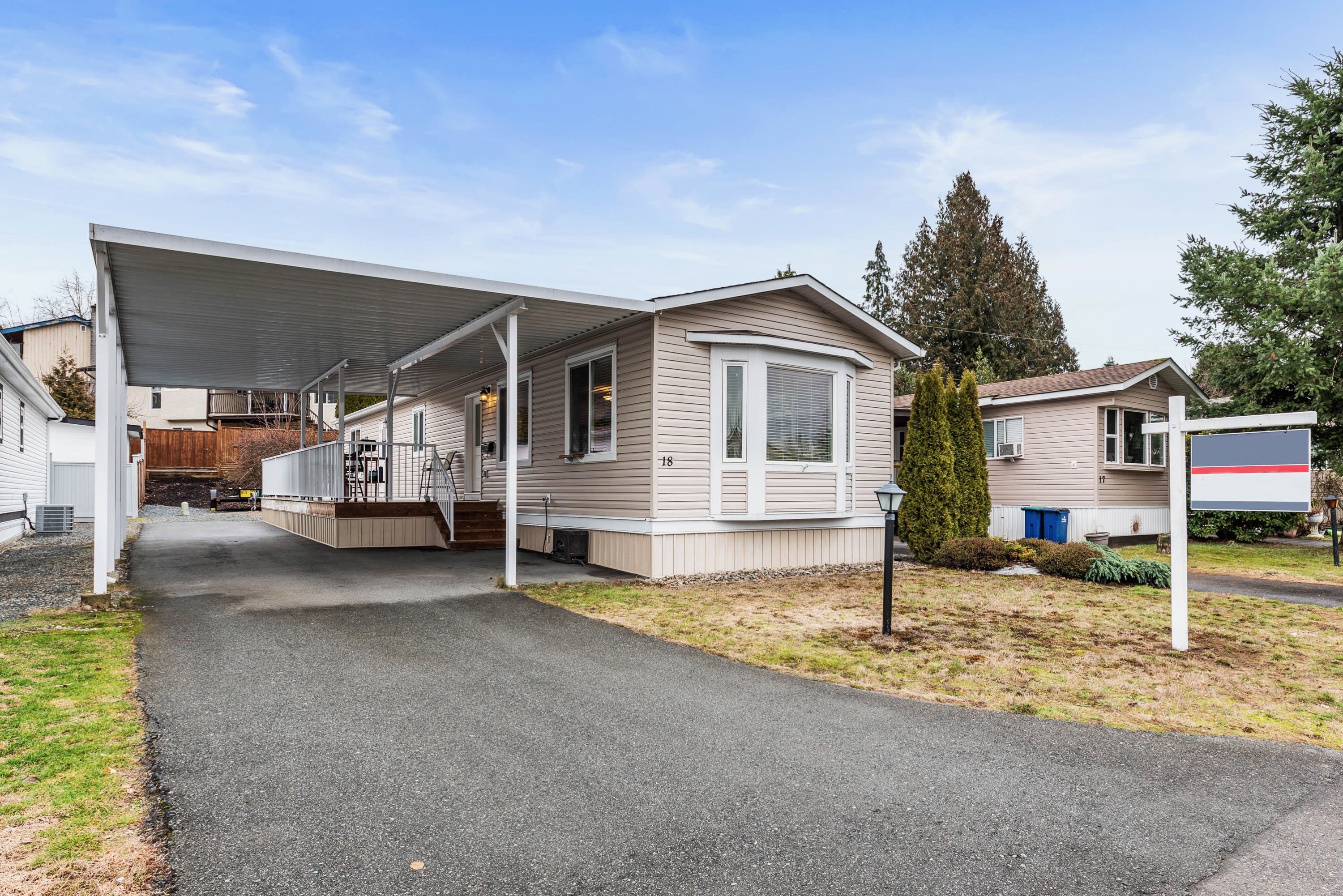 18 - 31313 Livingstone Avenue, Abbotsford