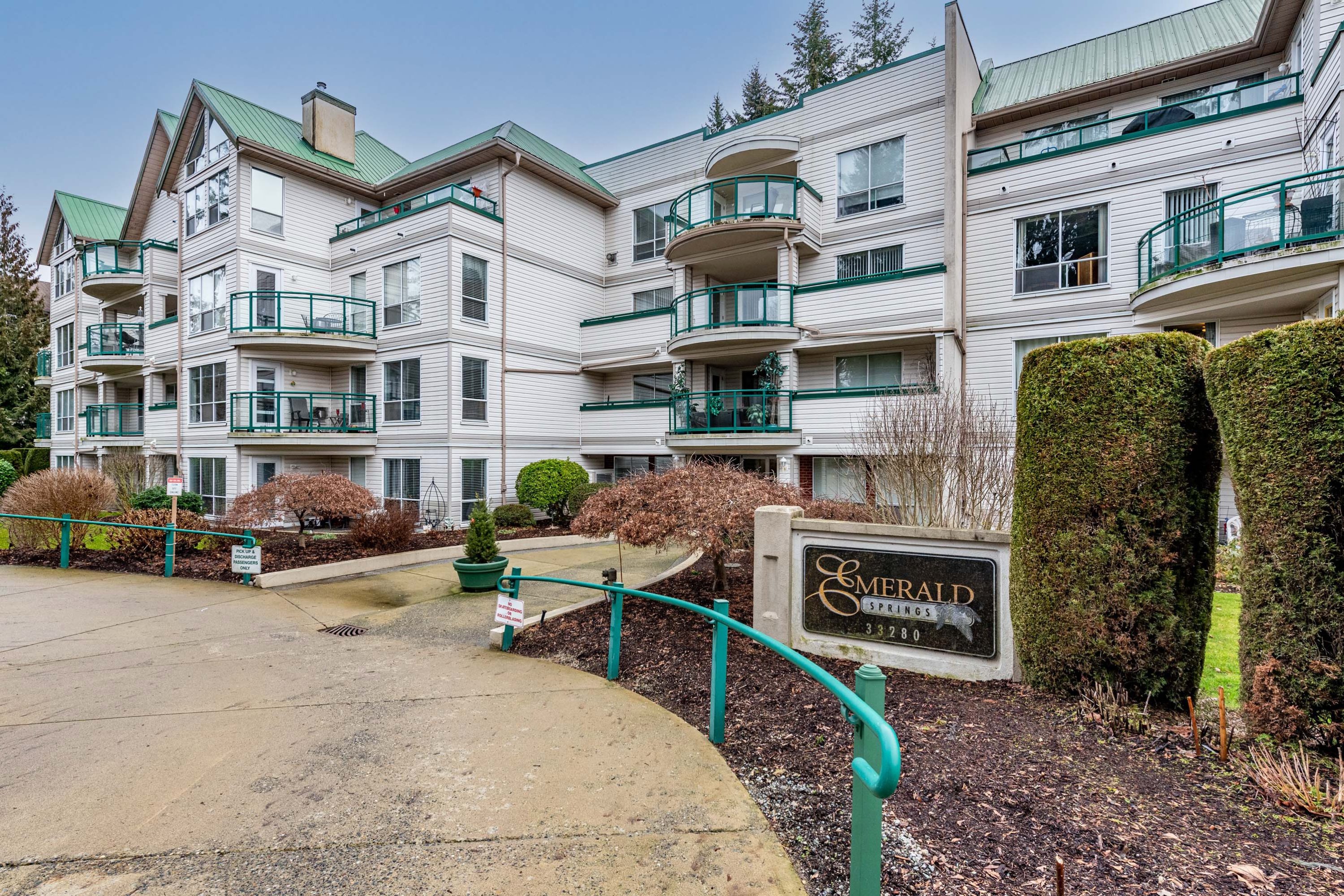 205 - 33280 Bourquin Crescent East, Abbotsford
