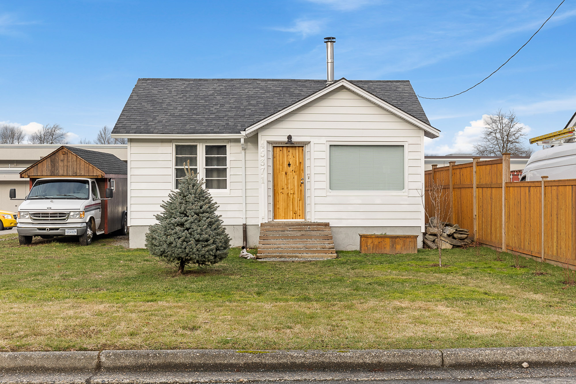 45371 Wellington Avenue, Chilliwack