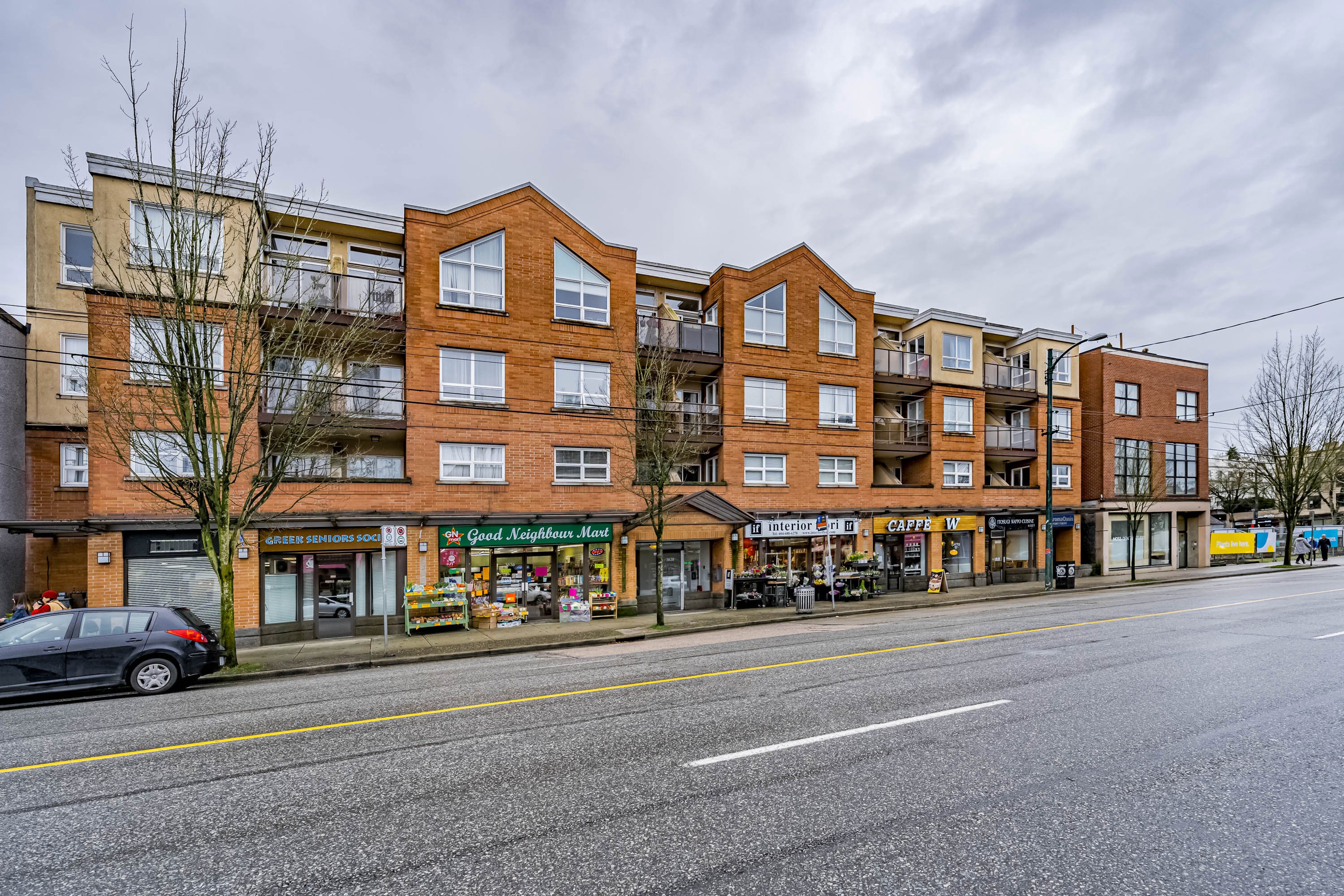 210 - 3638 West Broadway, Vancouver