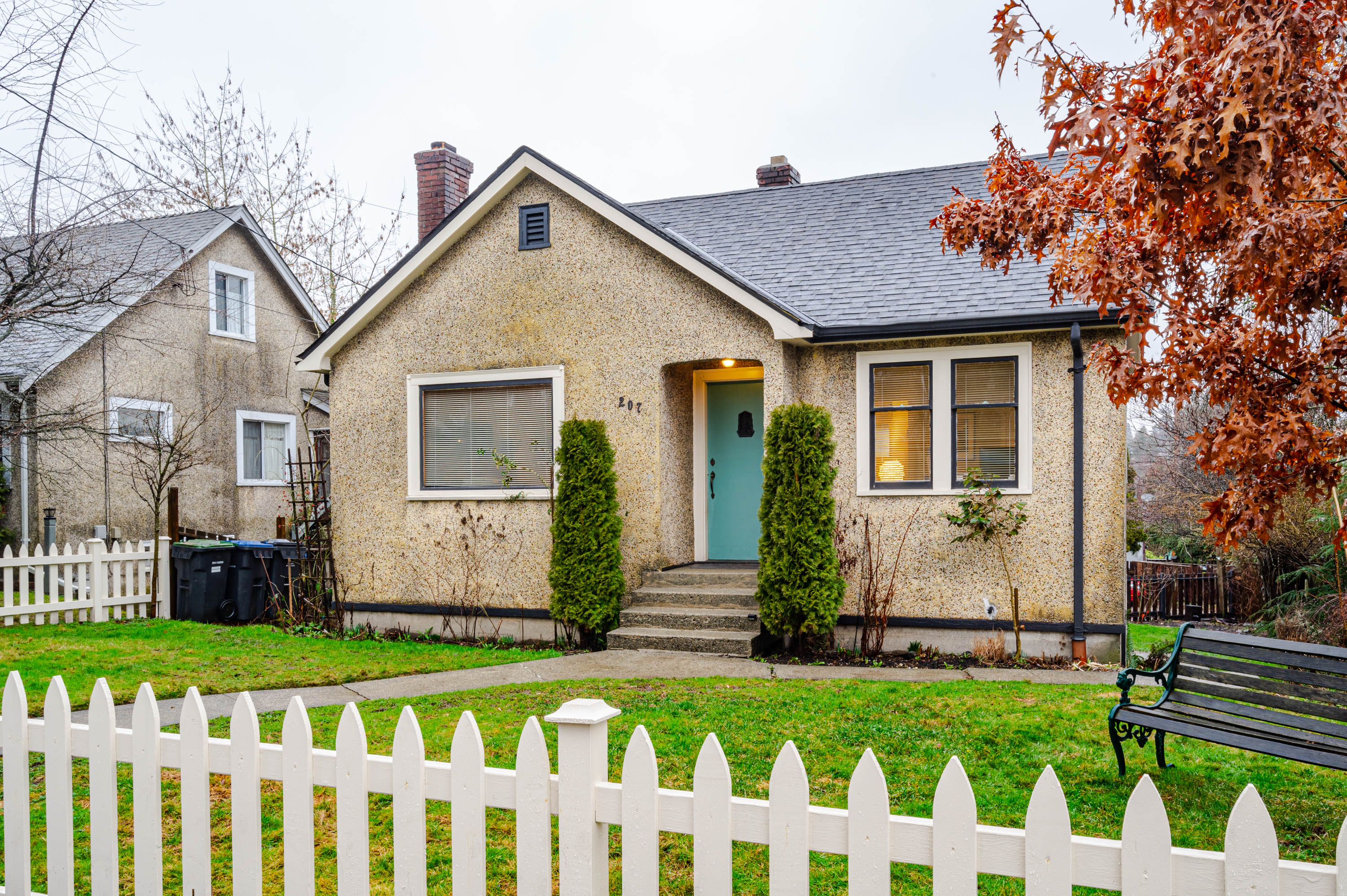 207 Eighth Avenue, New Westminster