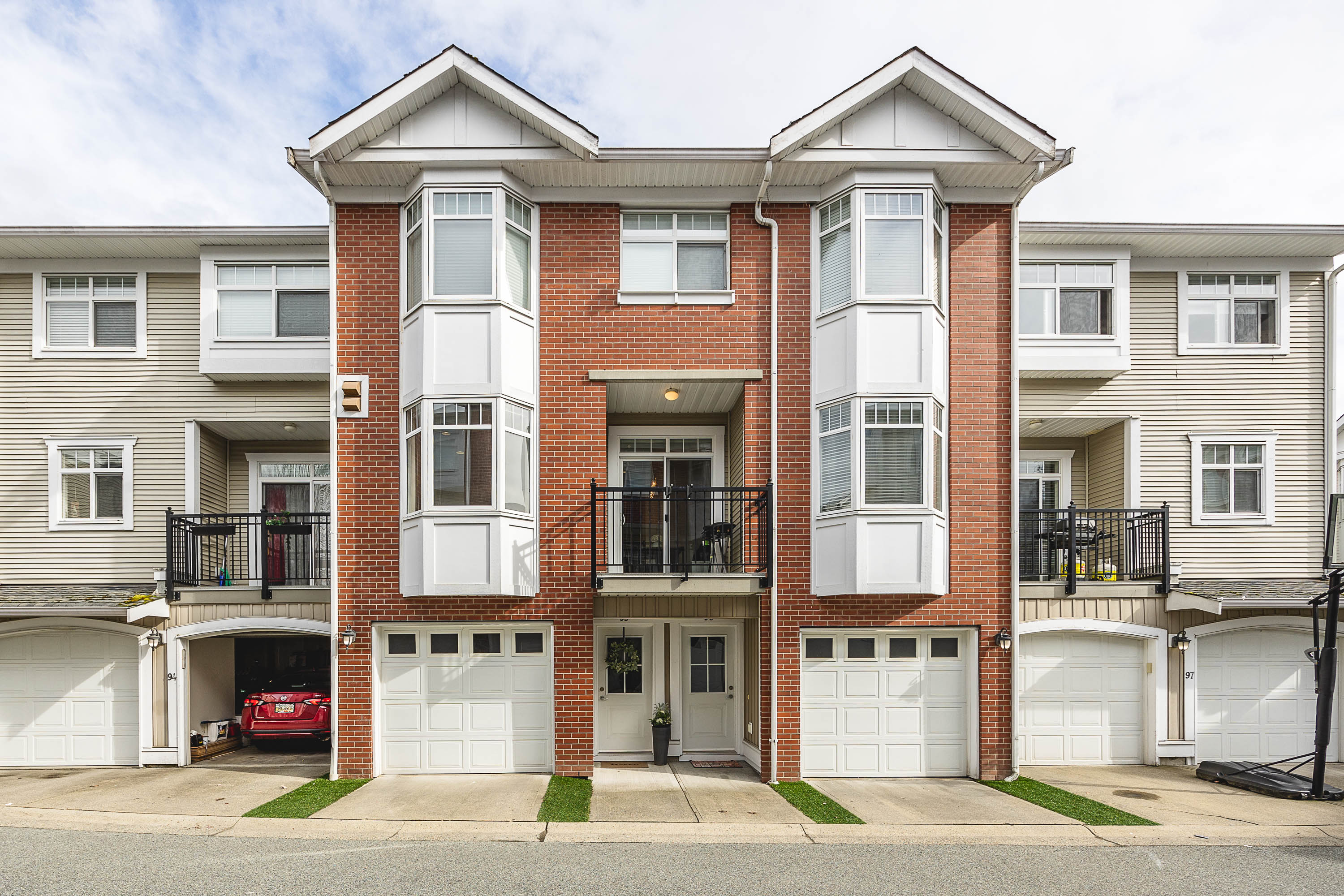 95 - 19551 66 Avenue, Surrey